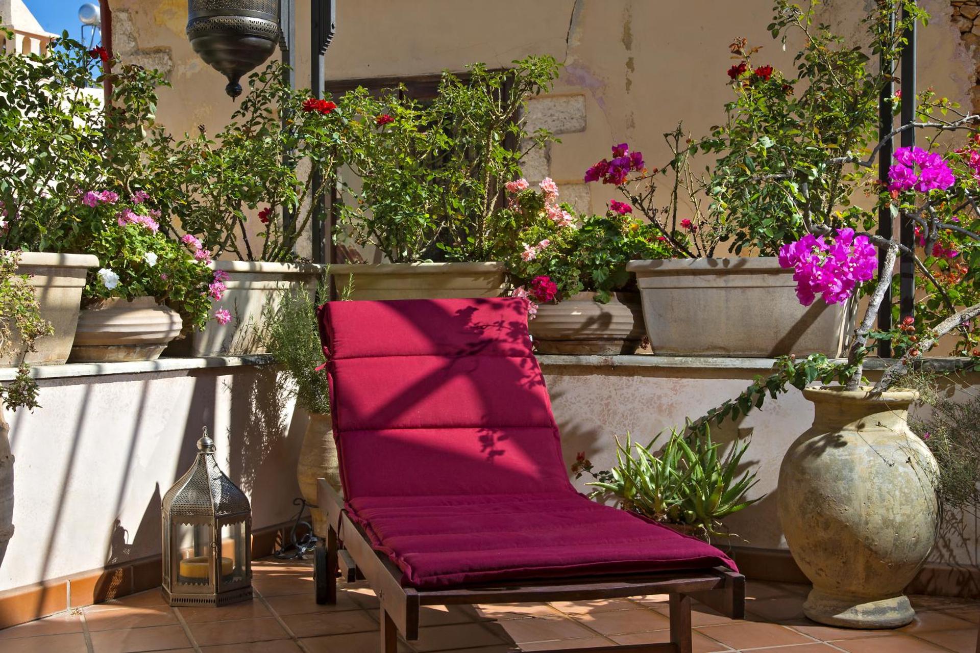 Ionas Boutique Hotel - Photo 92
