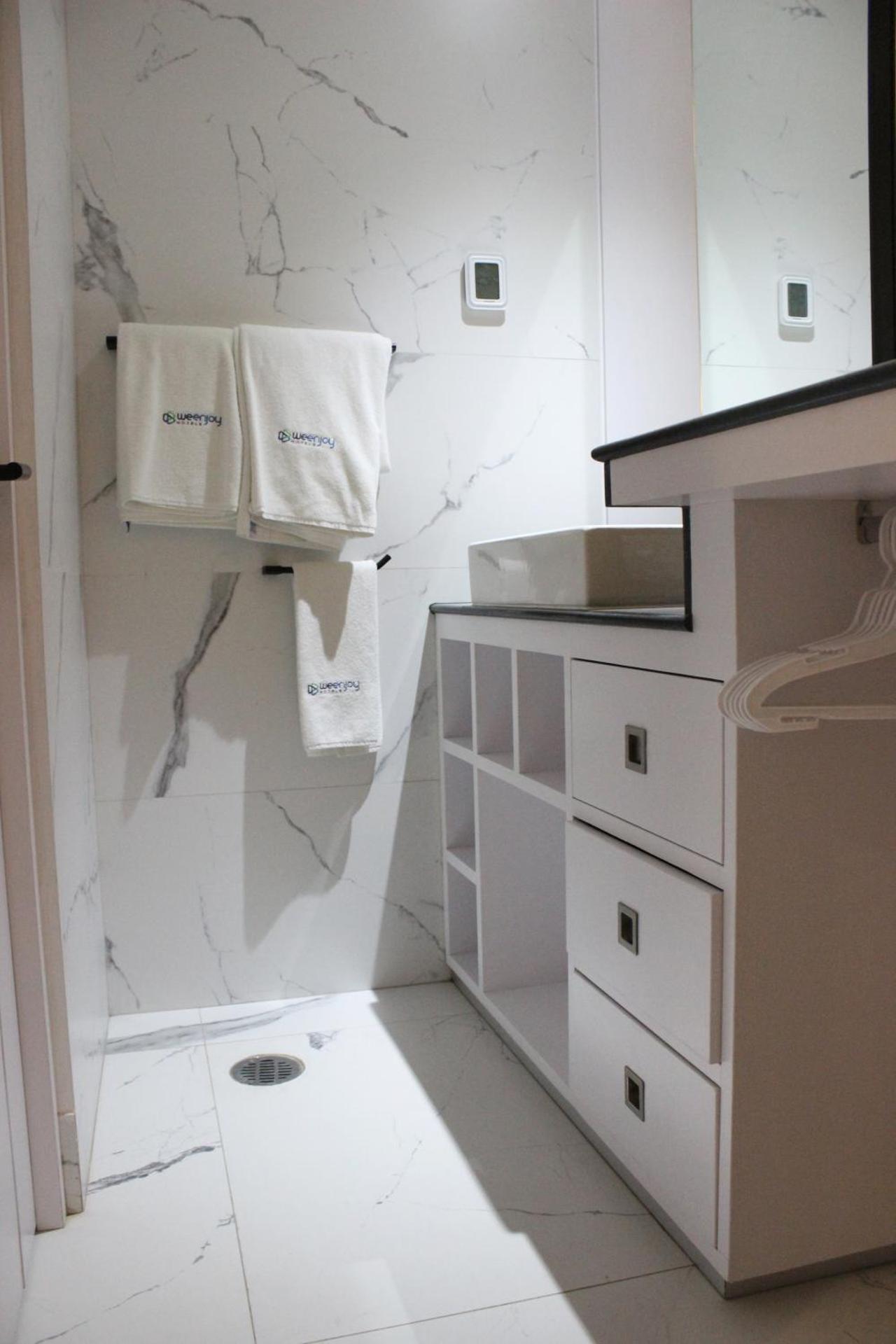 WeEnjoy Hotels Grand Prix Aeropuerto CDMX - Photo 81