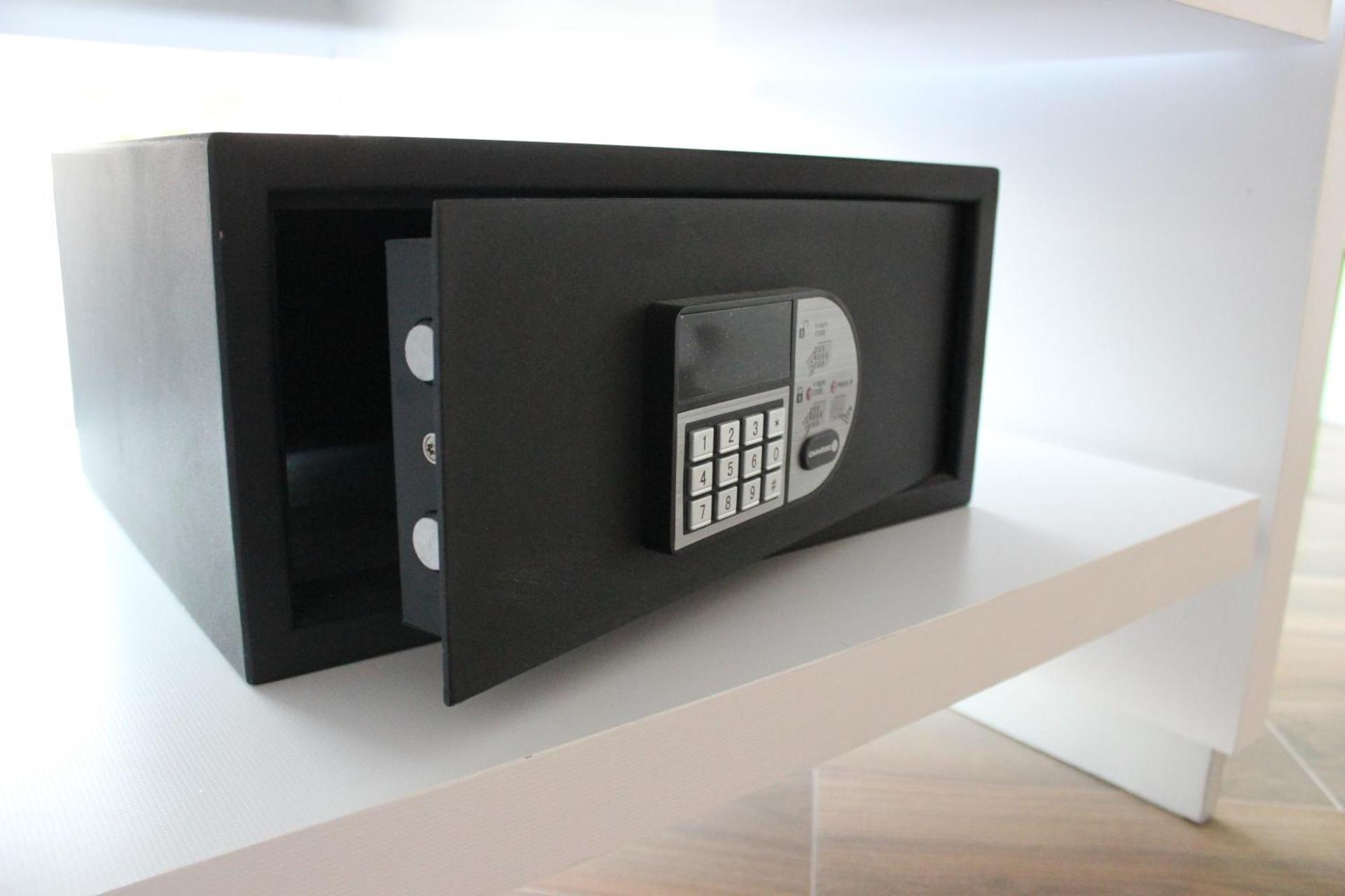 WeEnjoy Hotels Grand Prix Aeropuerto CDMX - Photo 29