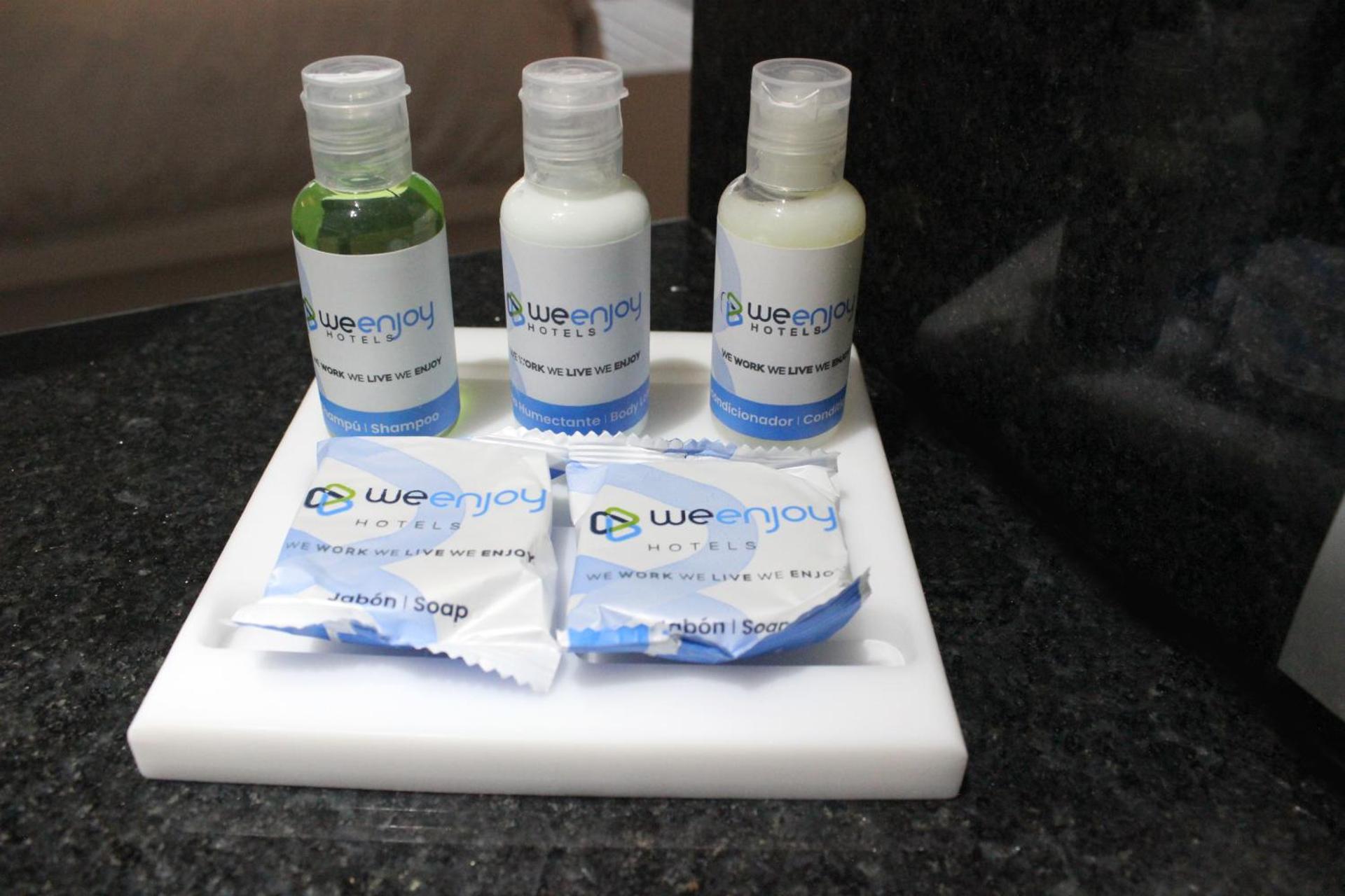 WeEnjoy Hotels Grand Prix Aeropuerto CDMX - Photo 58