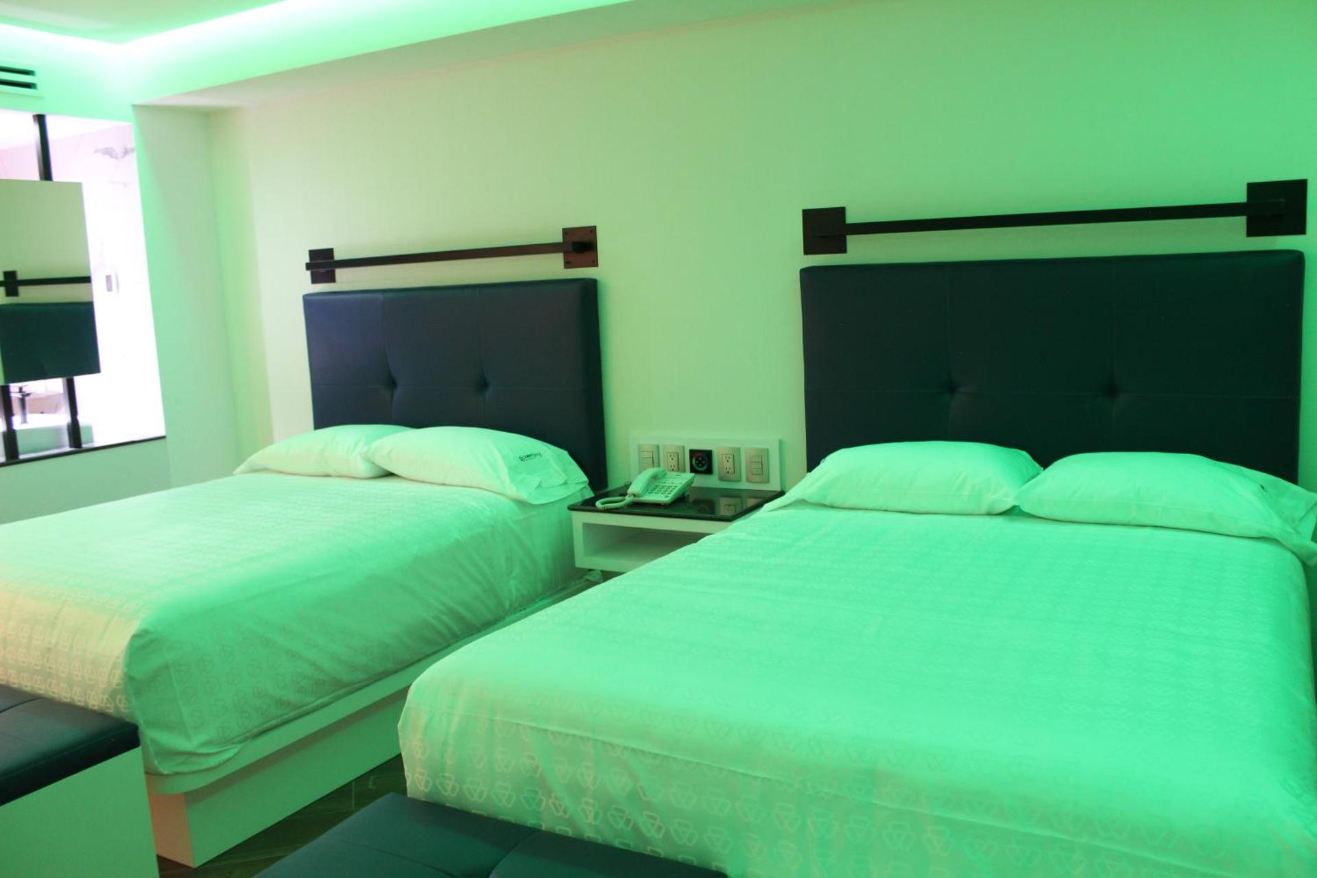 WeEnjoy Hotels Grand Prix Aeropuerto CDMX - Photo 49