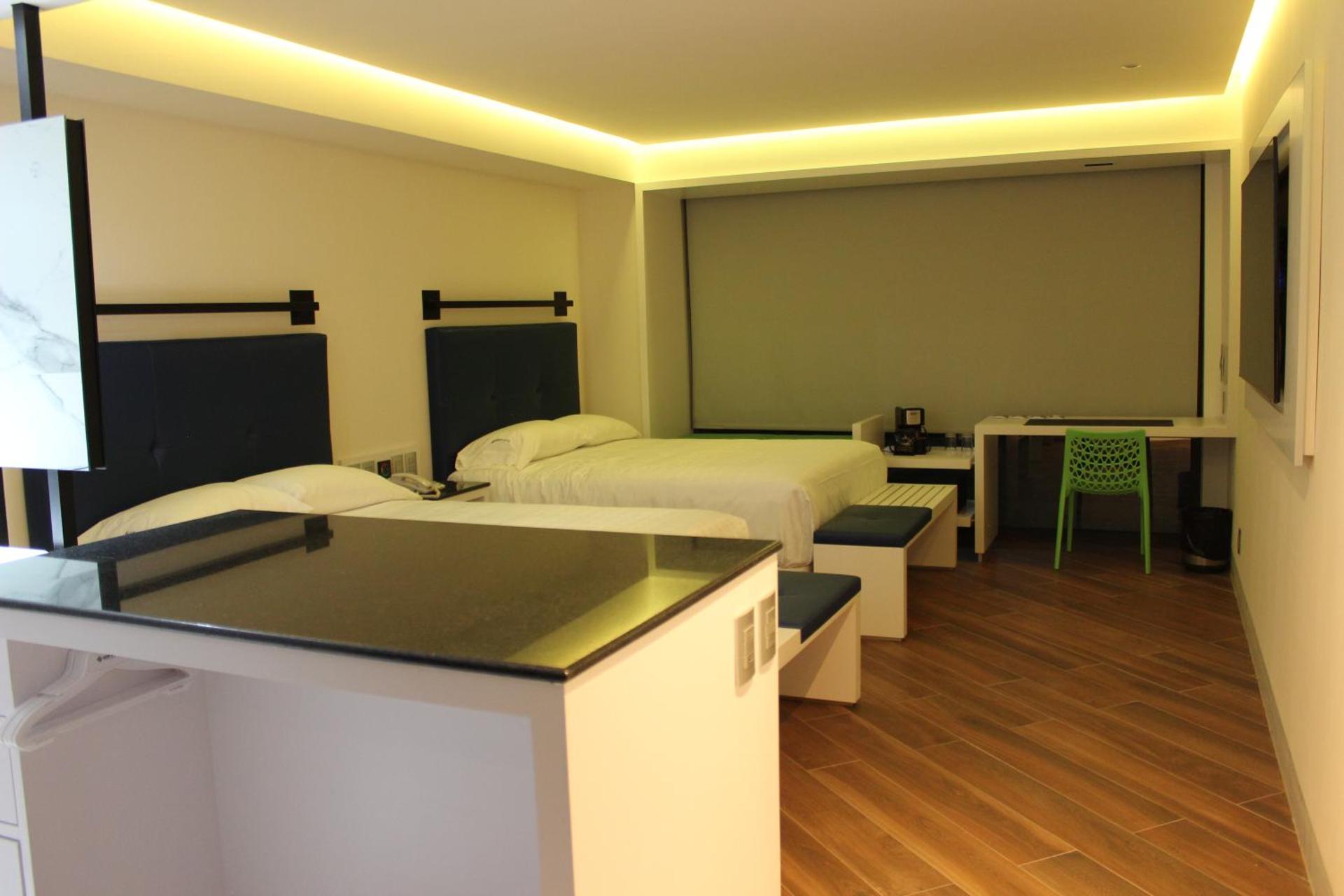 WeEnjoy Hotels Grand Prix Aeropuerto CDMX - Photo 53