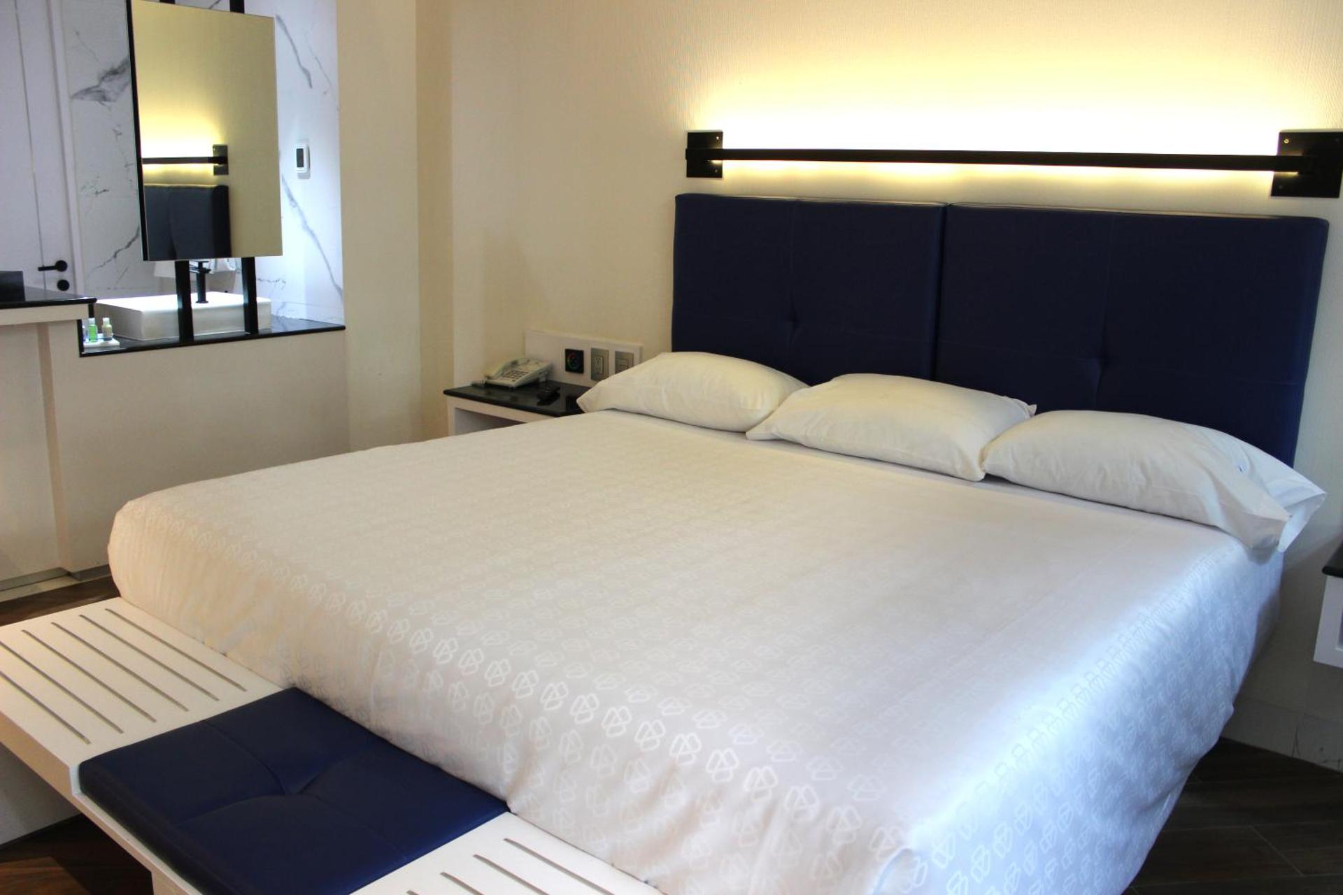 WeEnjoy Hotels Grand Prix Aeropuerto CDMX - Photo 24