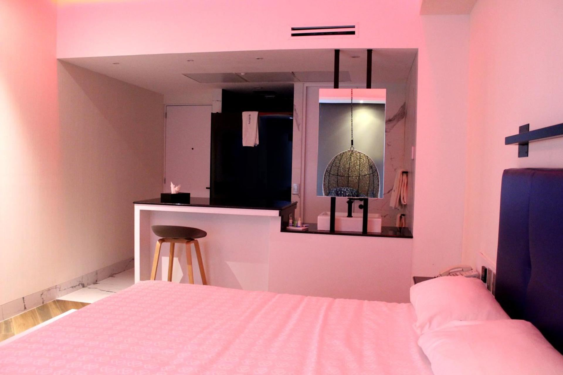 WeEnjoy Hotels Grand Prix Aeropuerto CDMX - Photo 12