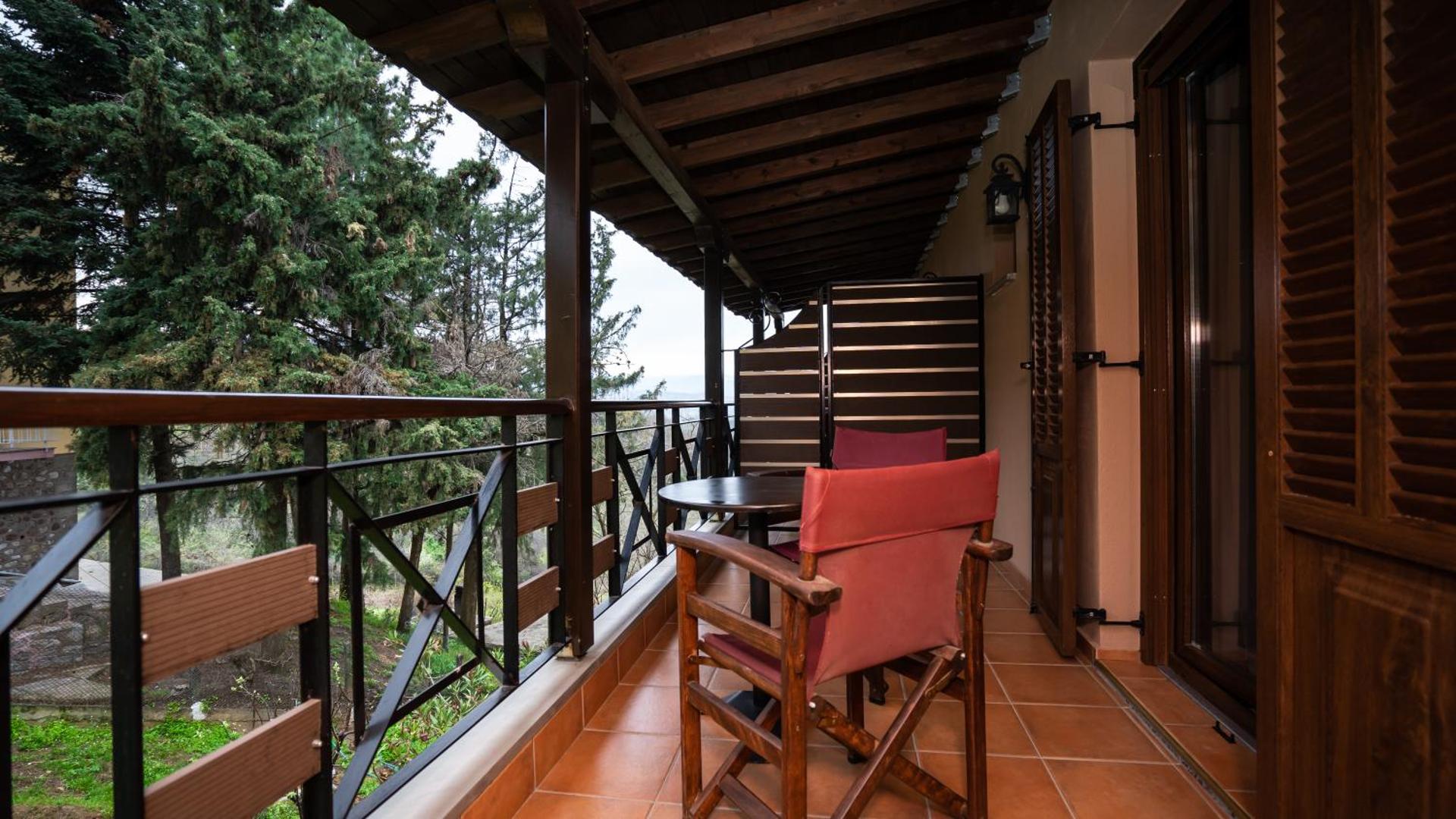 Dellas Boutique Hotel - Photo 55