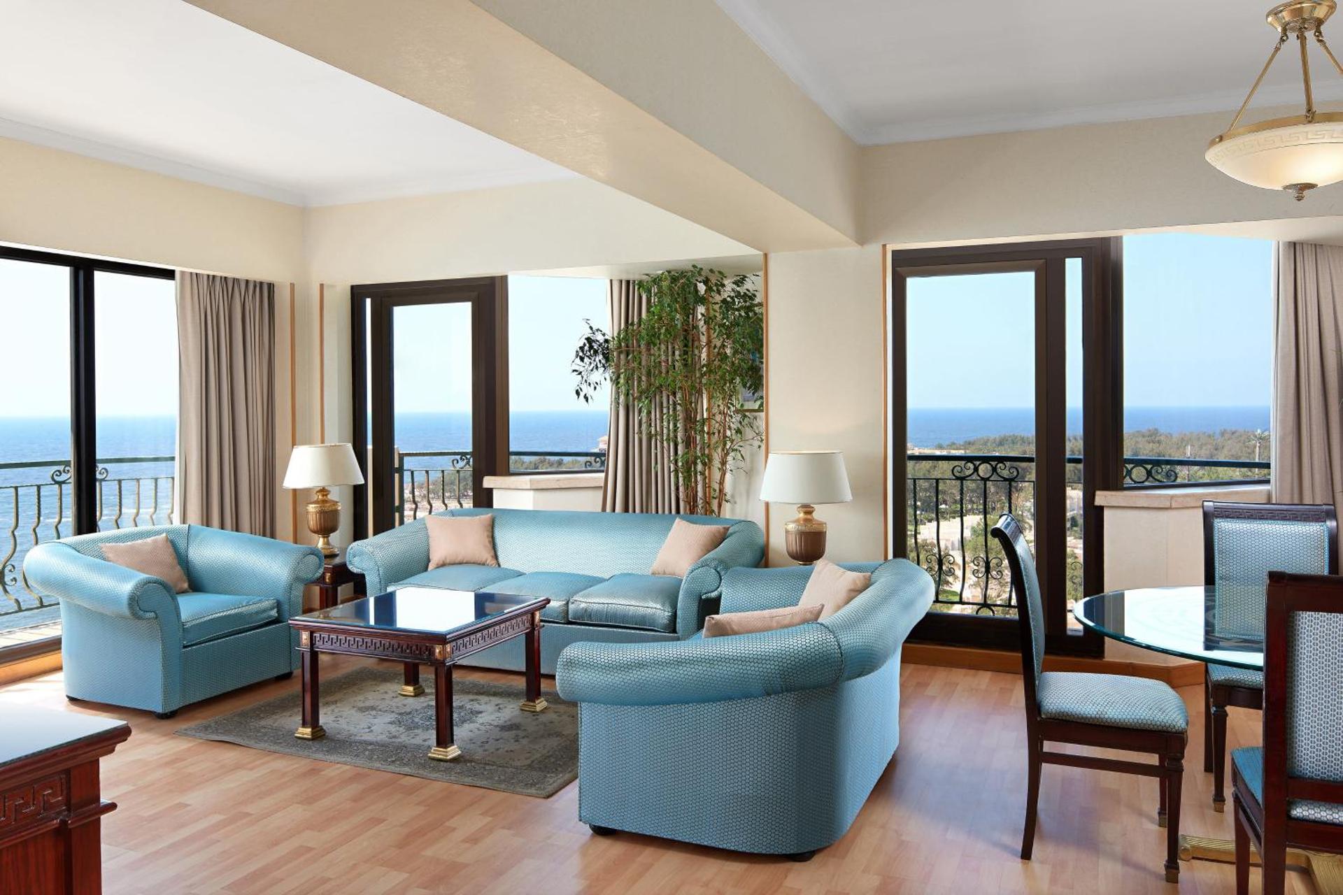 Presidential Suite, 1 King, Seafront, High floor, Balcony