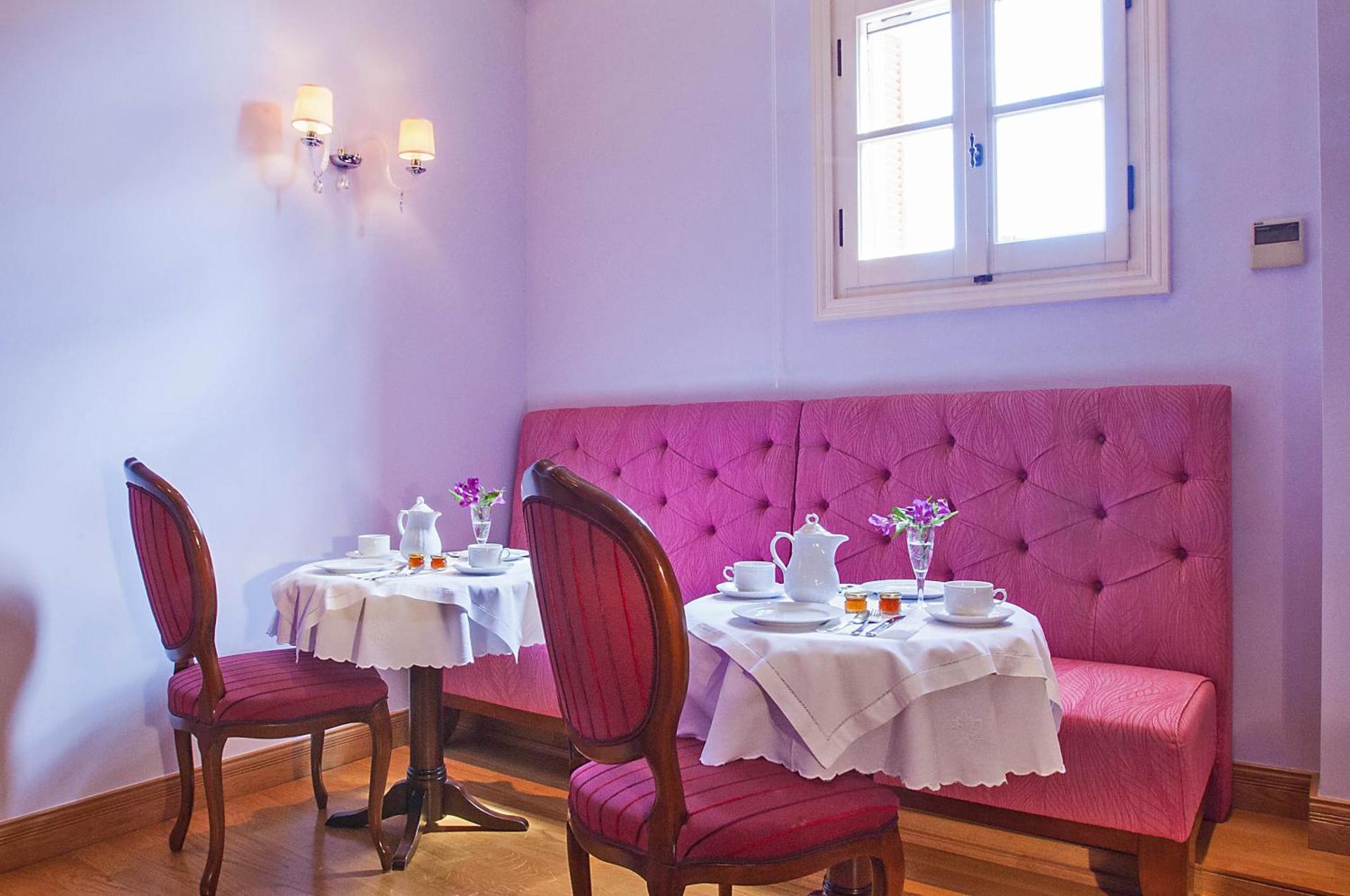 Aetoma Hotel - Photo 25