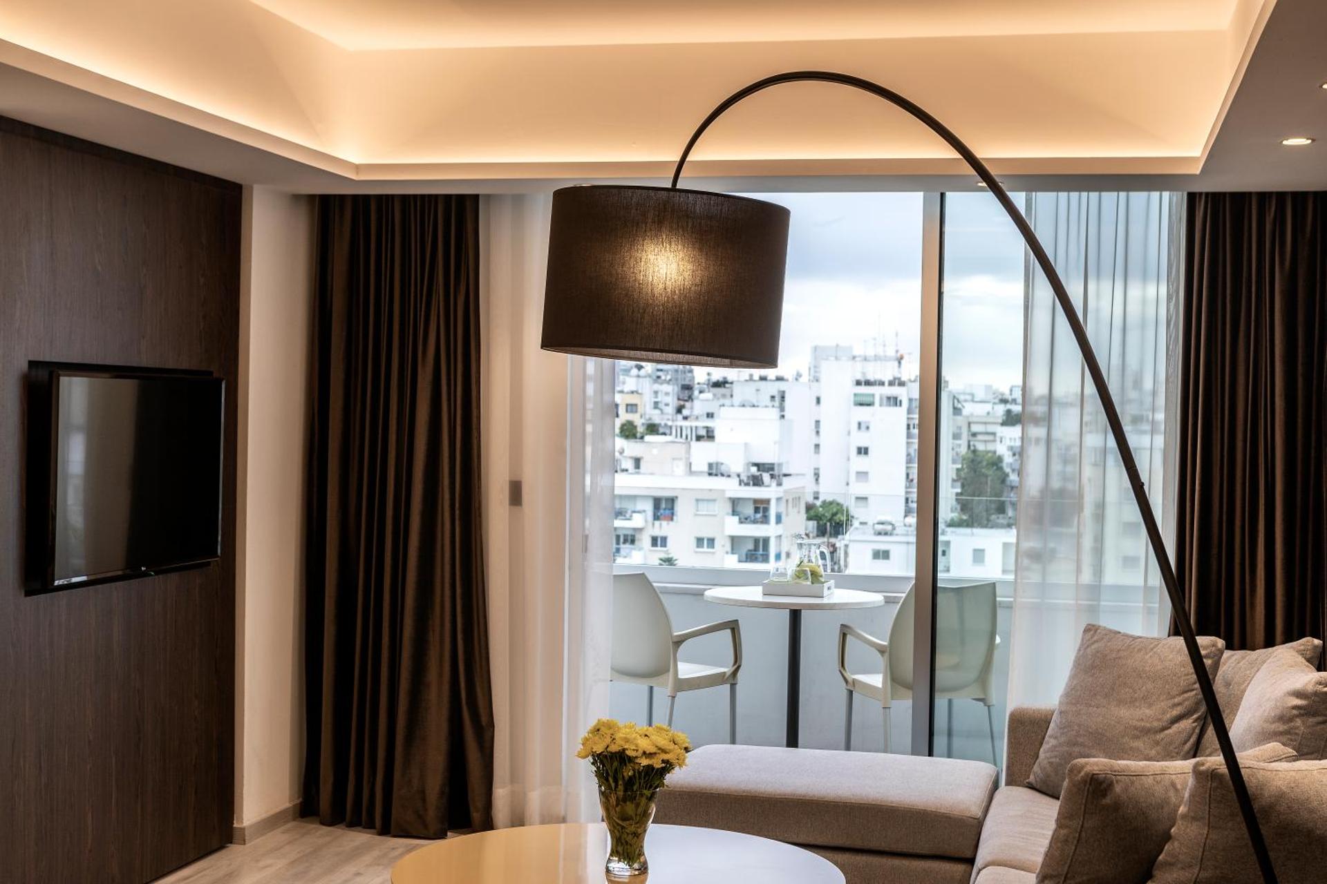 Almond Business Hotel - Photo 32