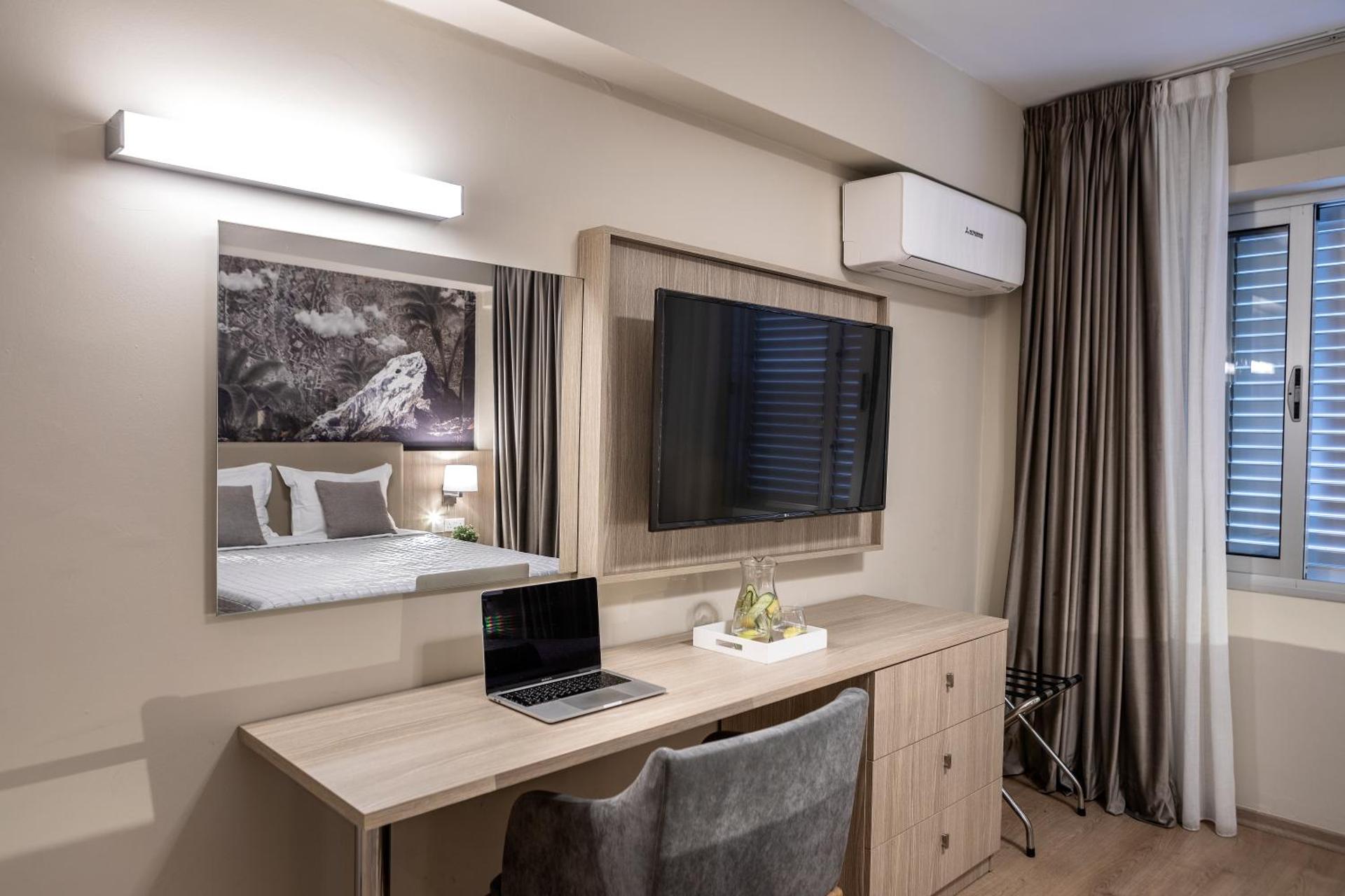 Almond Business Hotel - Photo 94