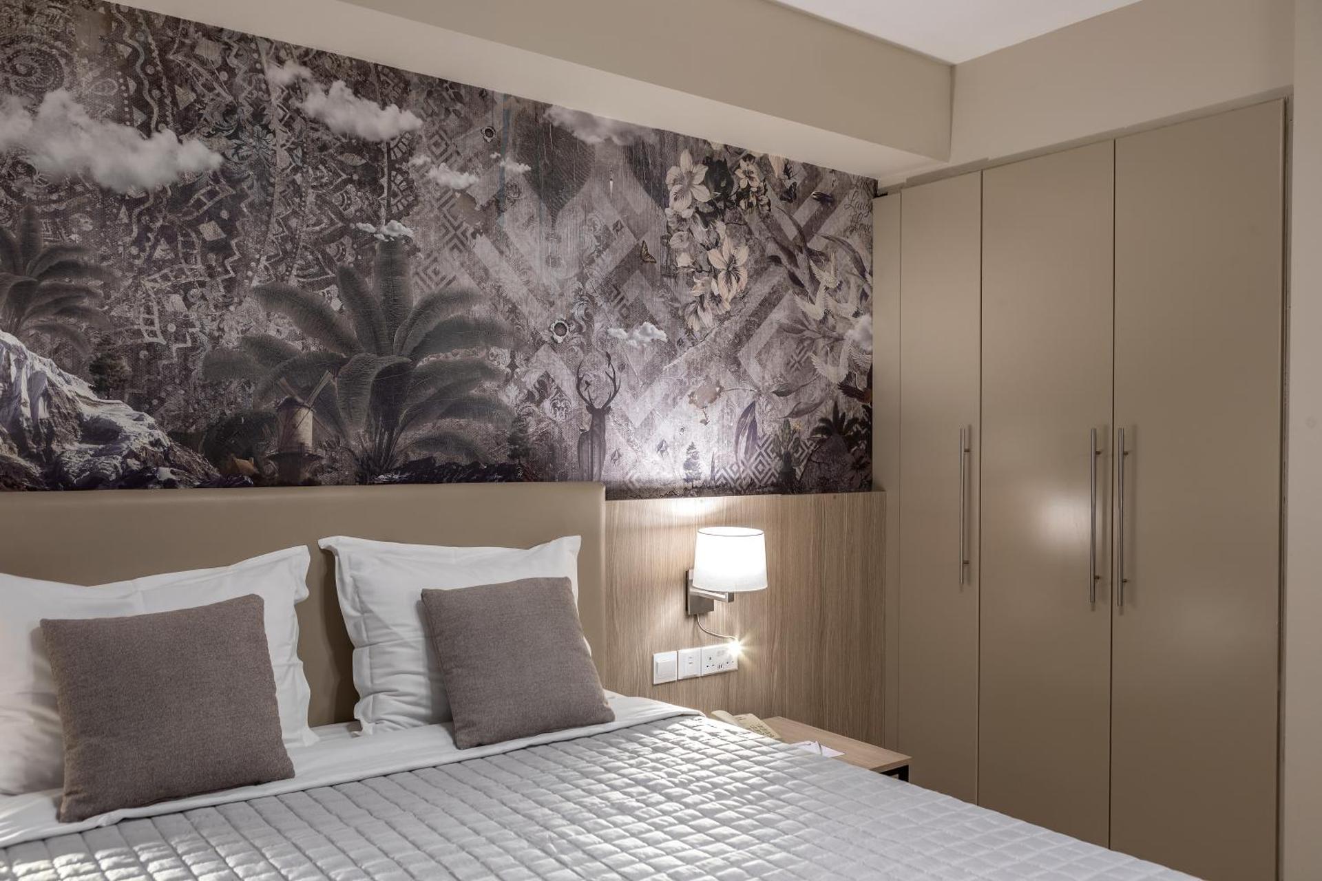 Almond Business Hotel - Photo 93