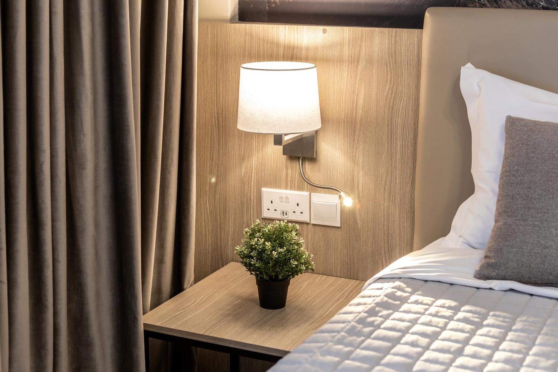Almond Business Hotel - Photo 92