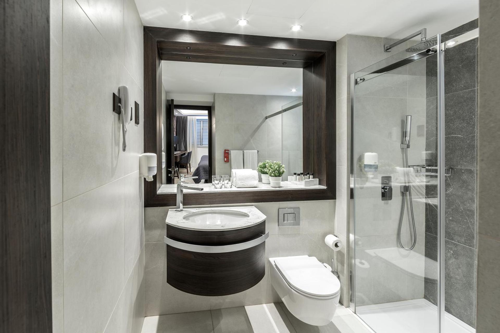 Almond Business Hotel - Photo 67