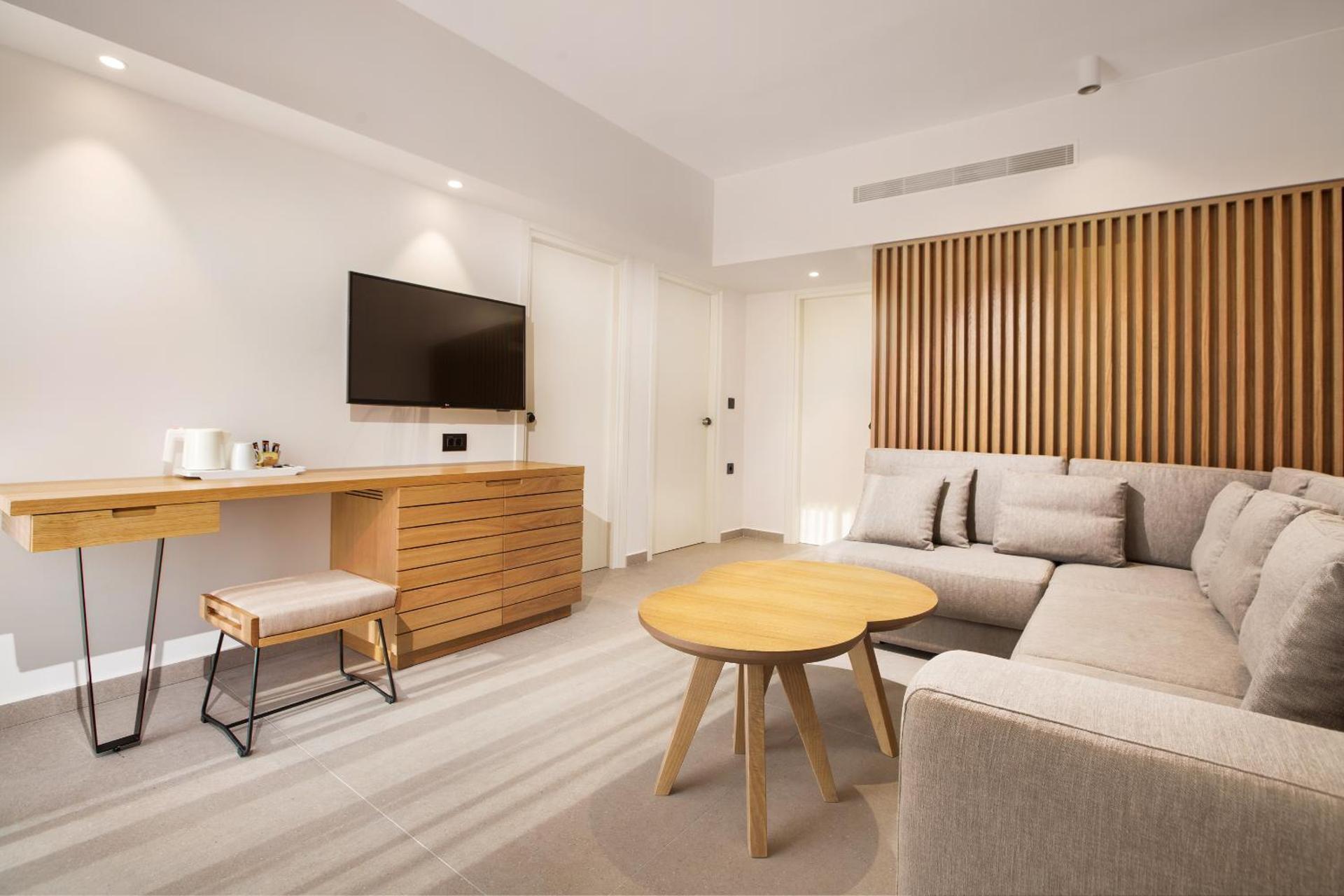 Platanista Hotel - Photo 40