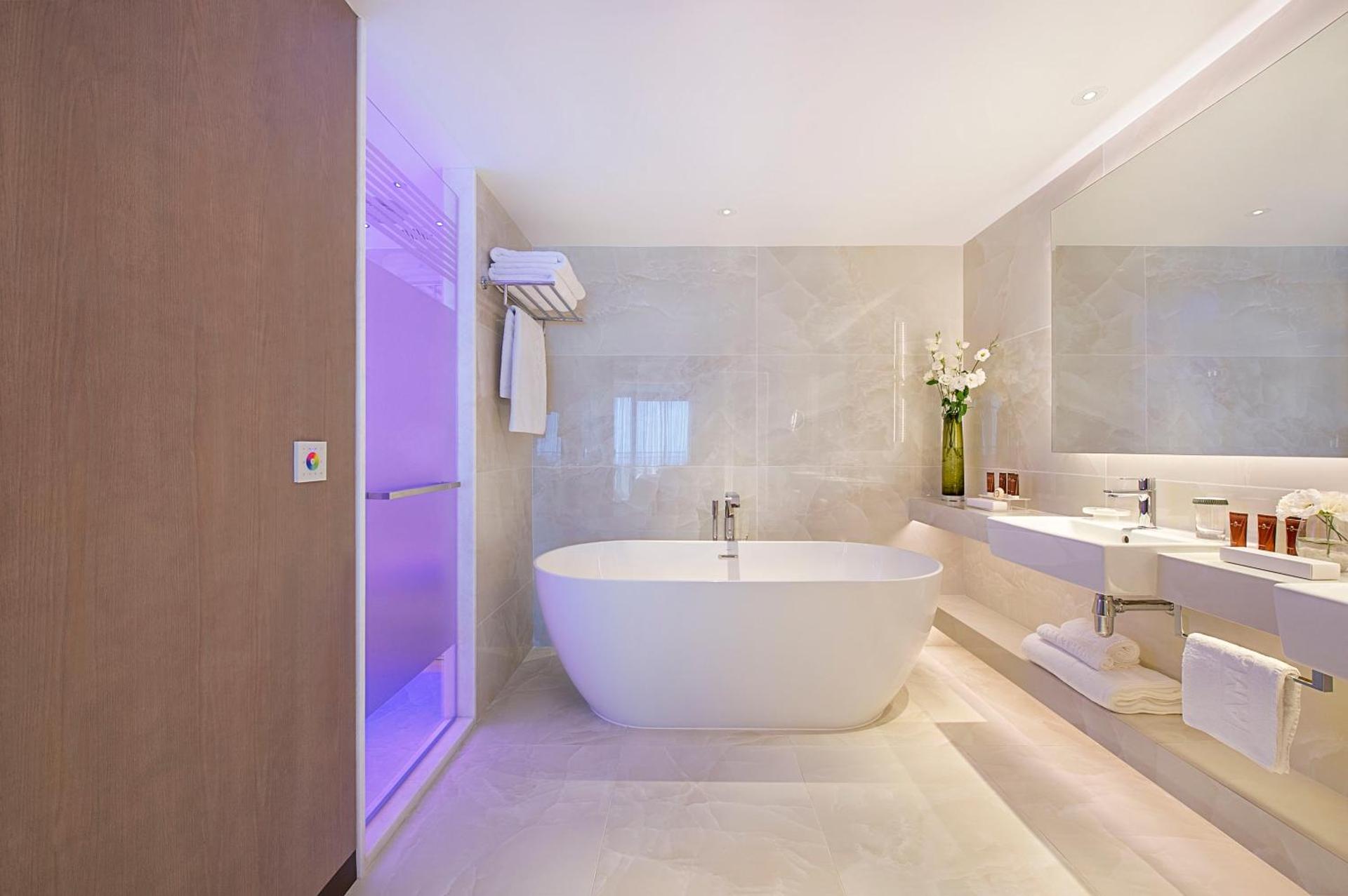 Amathus Beach Hotel Limassol - Photo 22