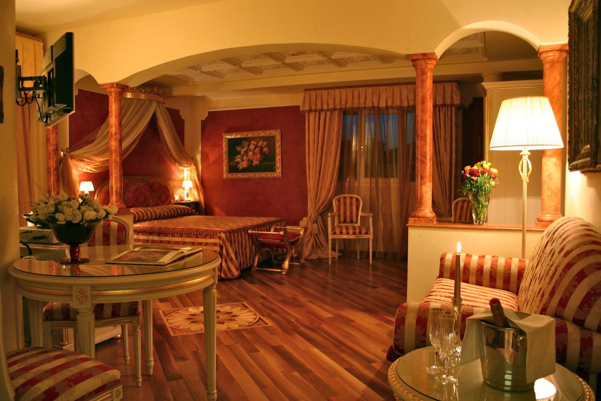 Vasari Suite (2 Adults)