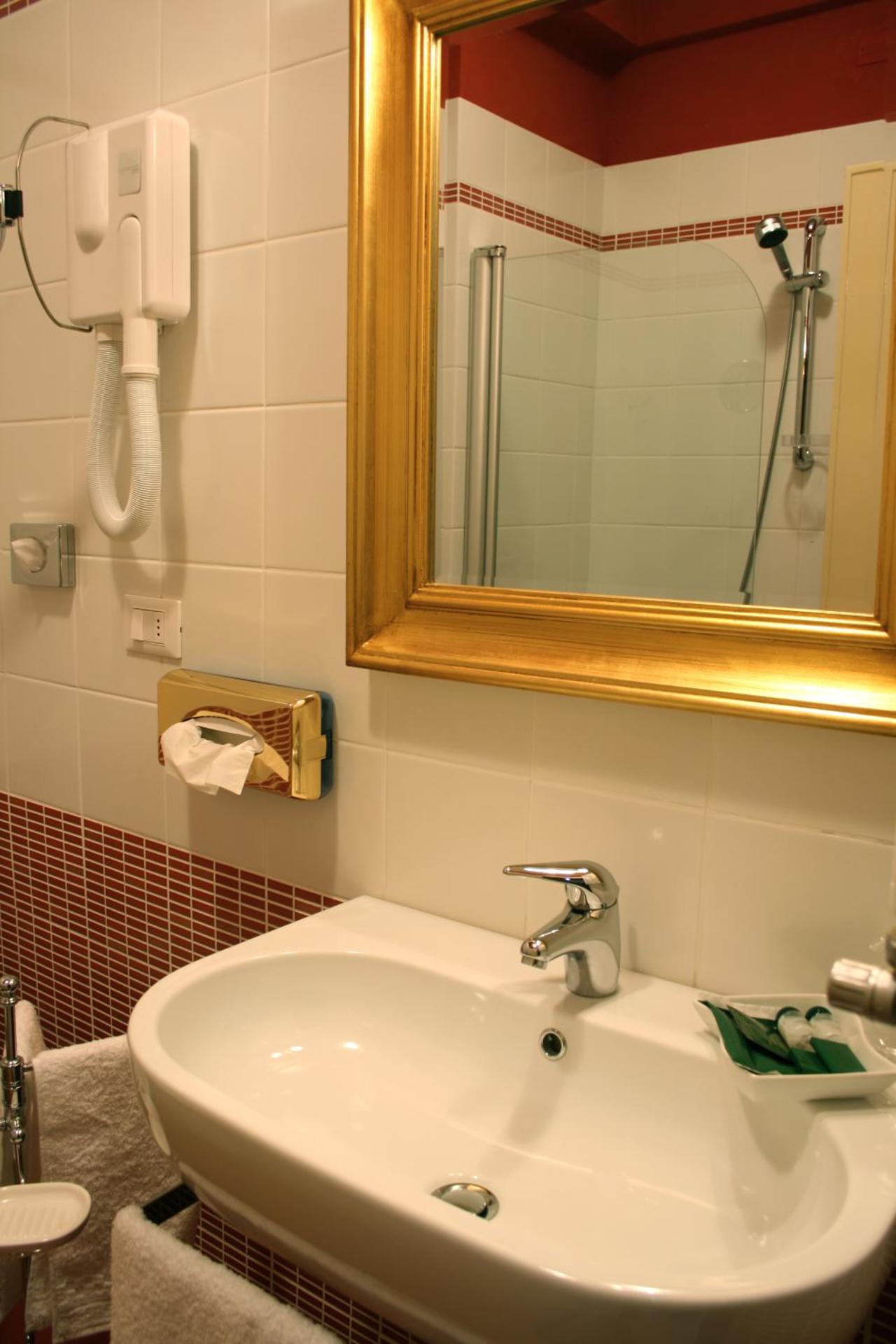 Hotel Continentale - Photo 141