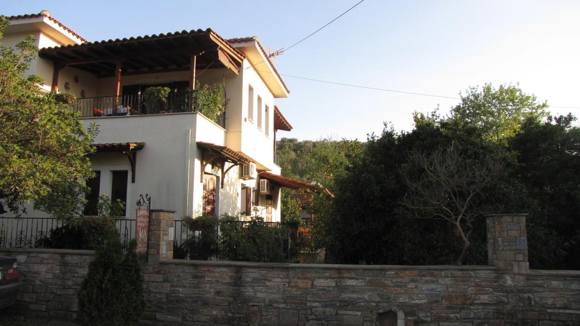 Rafaela House - Photo 11