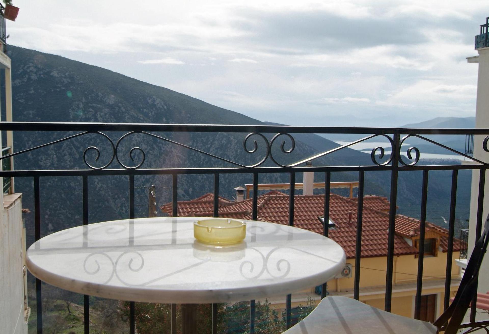 Hotel Varonos - Photo 45