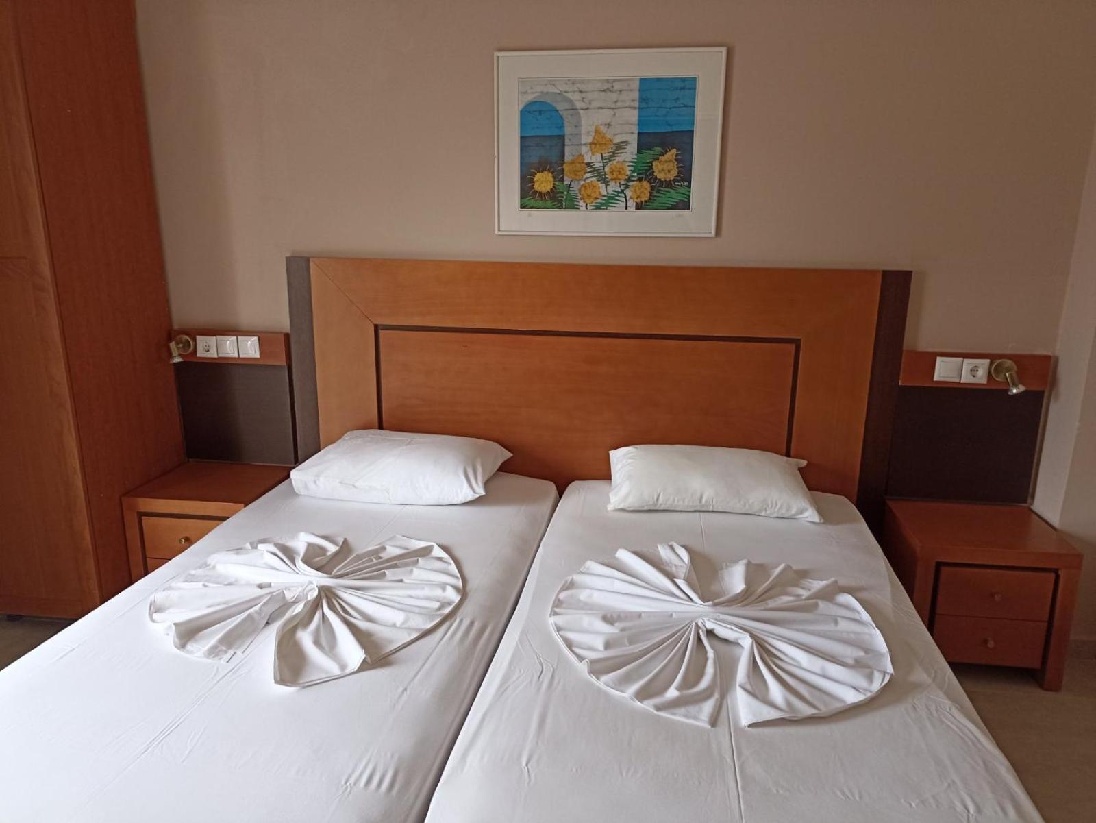 Bristol Apartments - Photo 12