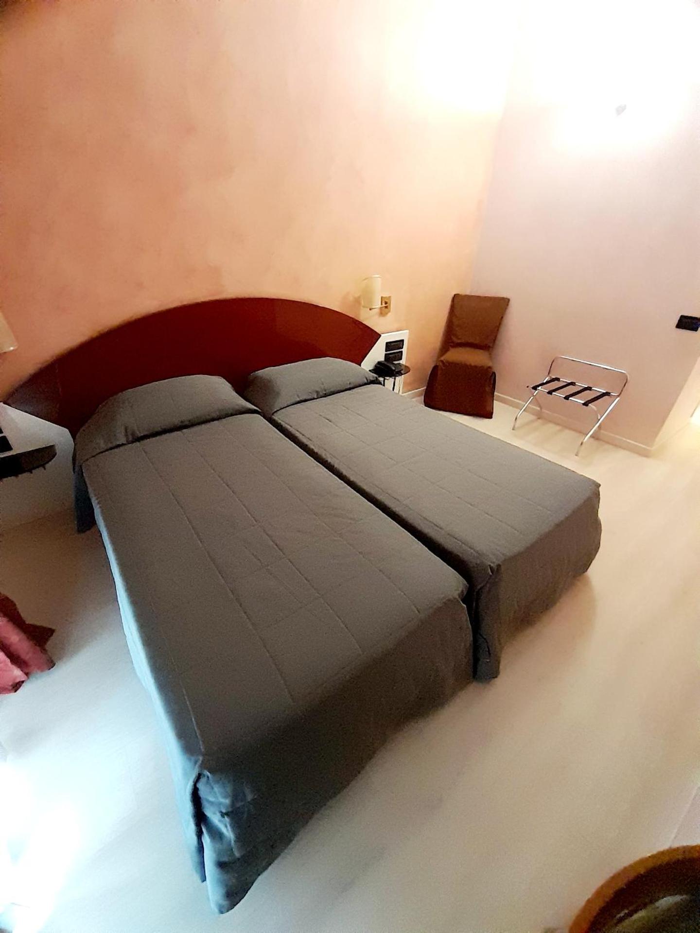 Hotel Continental - Photo 15