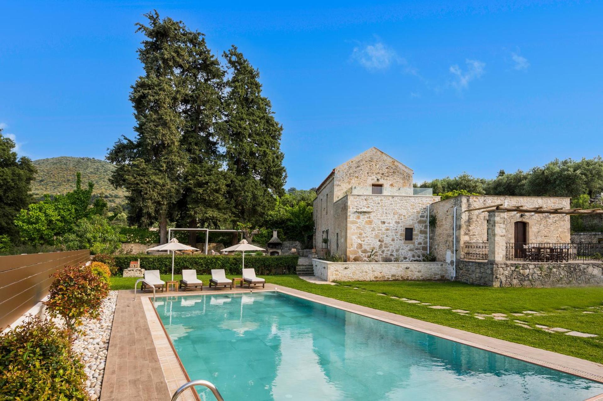 Villa Kontis