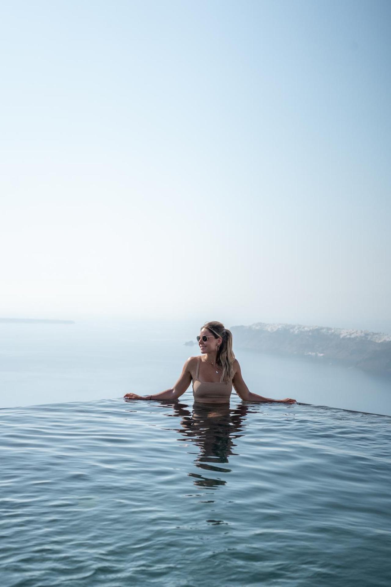 Galaxy Suites & Villas - Photo 132