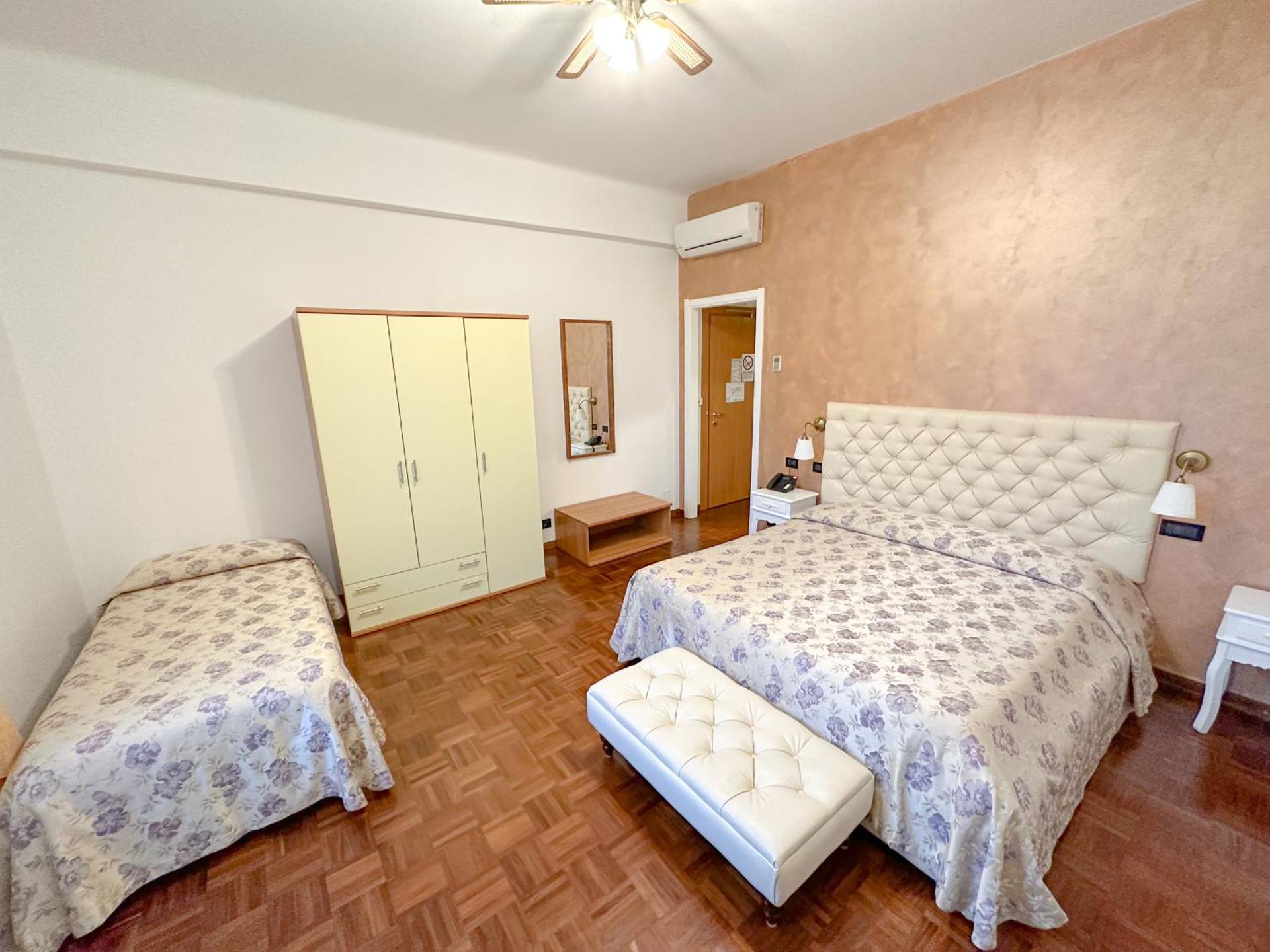 Hotel Dell'Orto - Photo 41