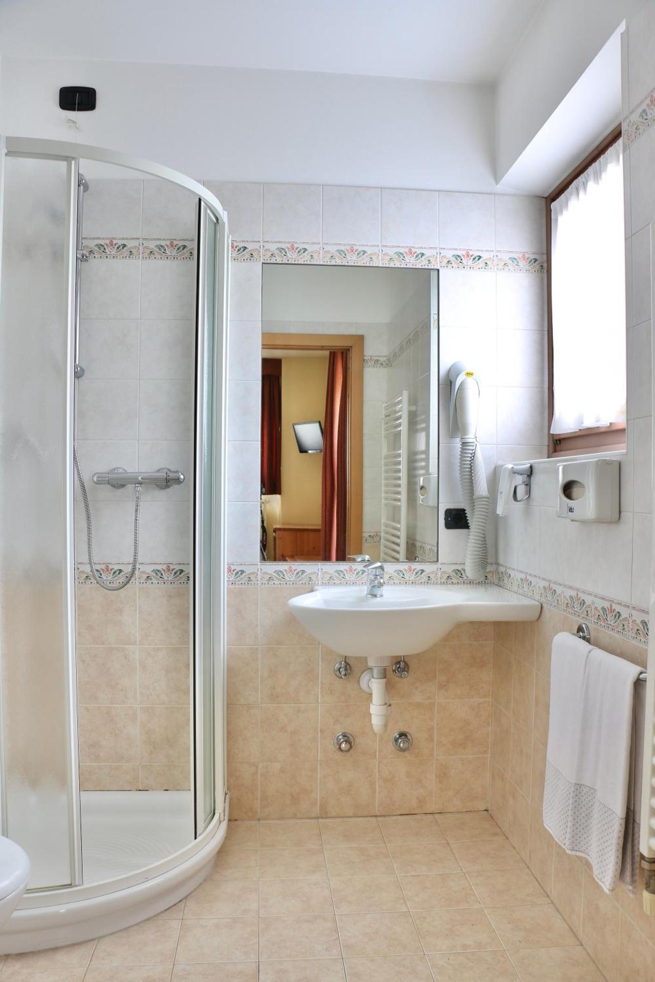 Hotel Primula - Photo 14