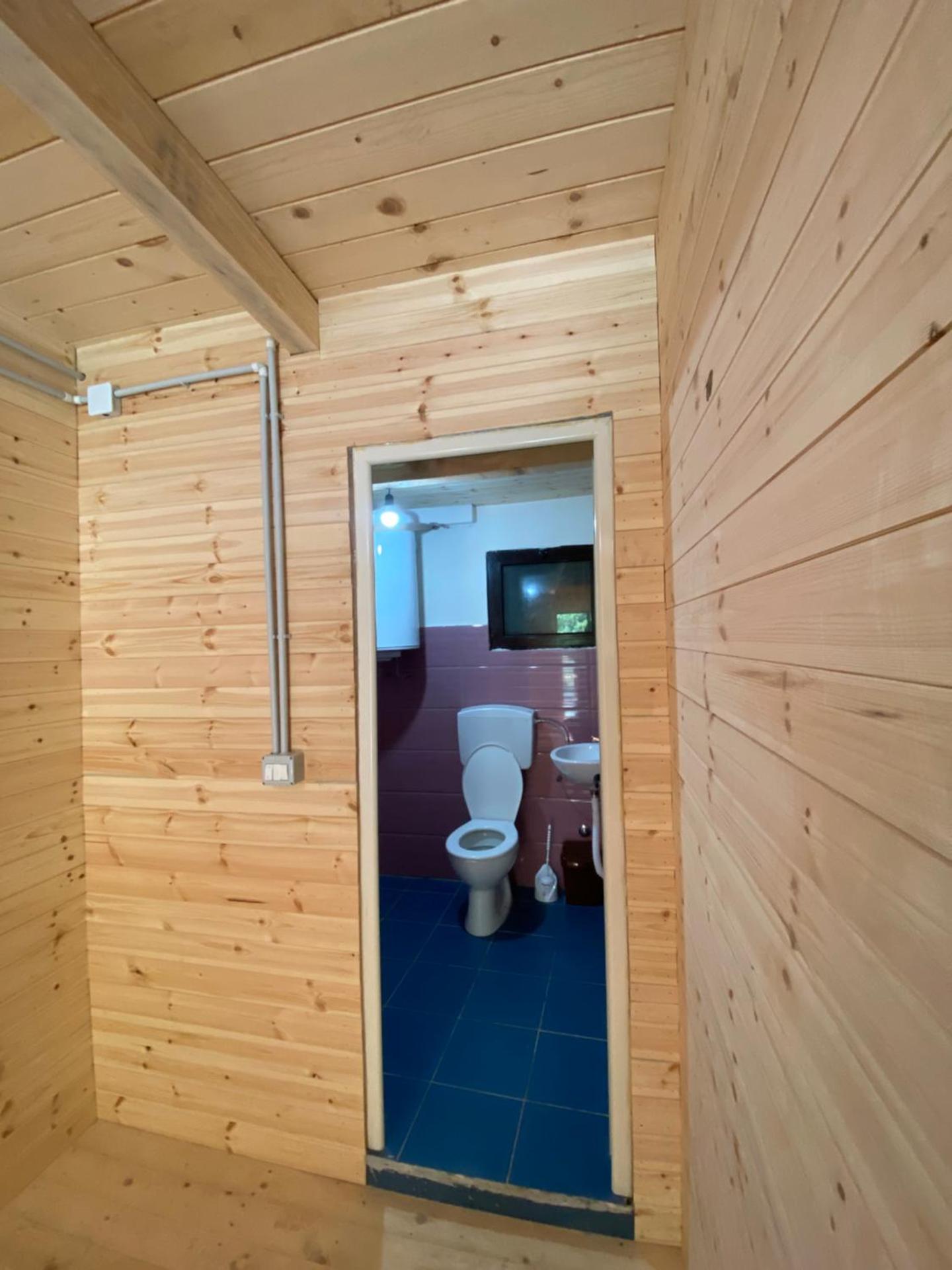 Riverside Komani Lake - Photo 41