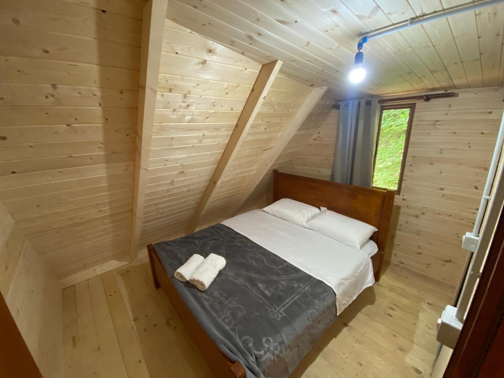 Riverside Komani Lake - Photo 57