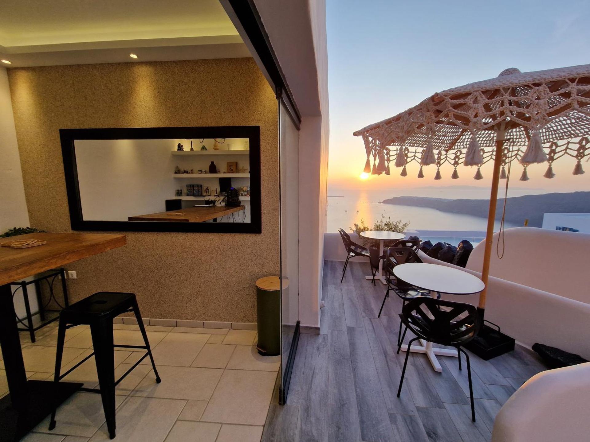 Galaxy Suites & Villas - Photo 18