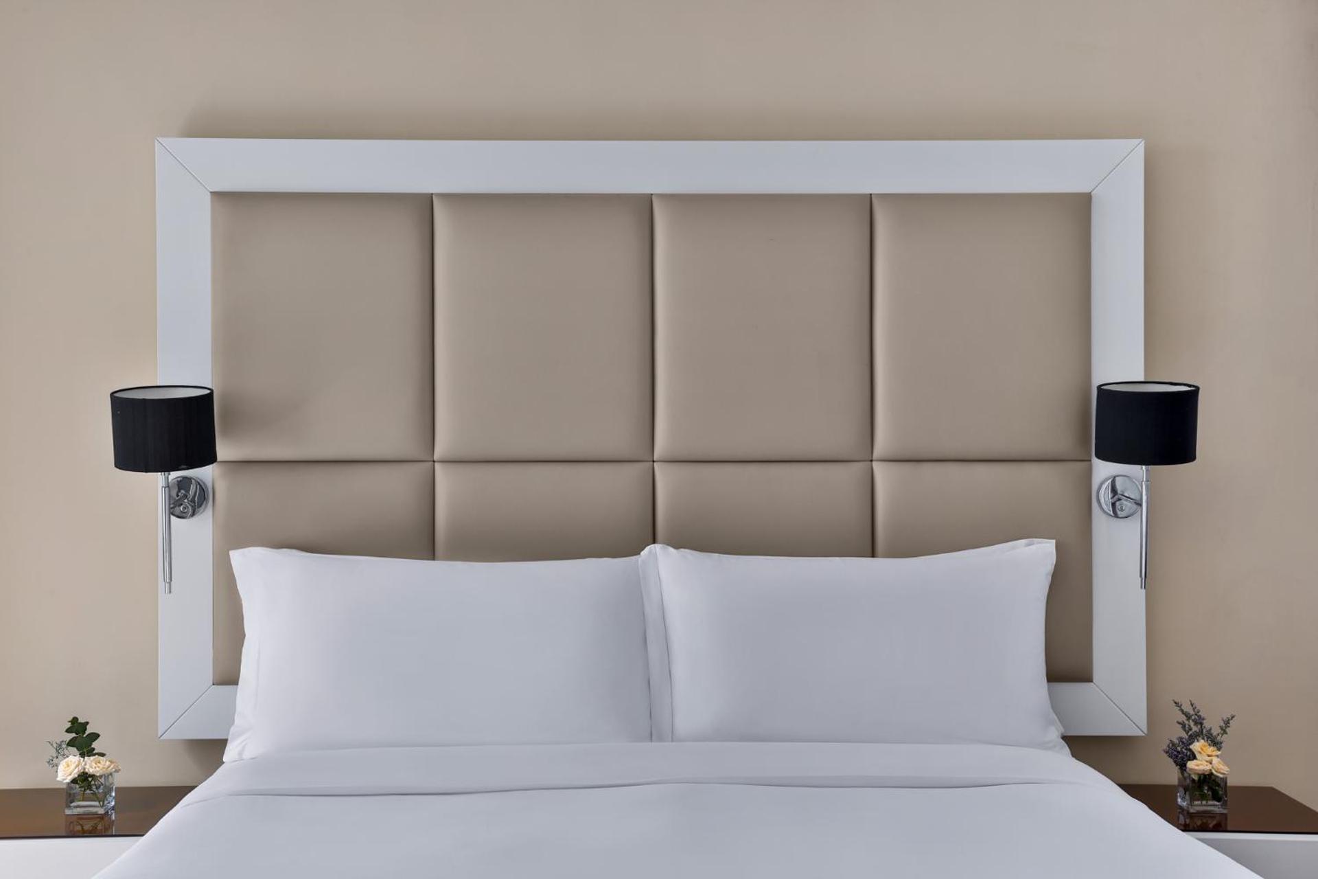 La Suite Dubai Hotel & Apartments - Photo 44