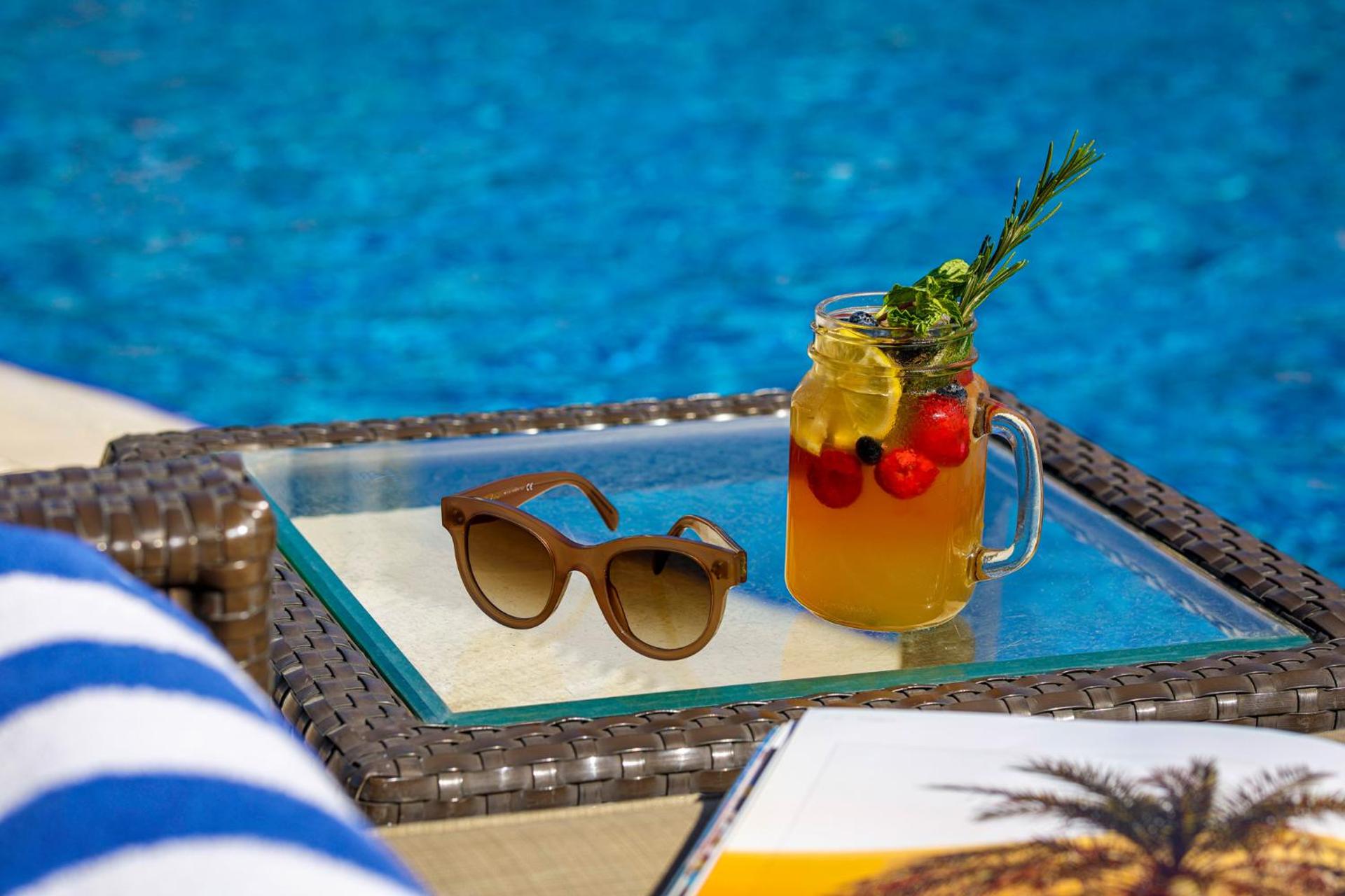 La Suite Dubai Hotel & Apartments - Photo 54