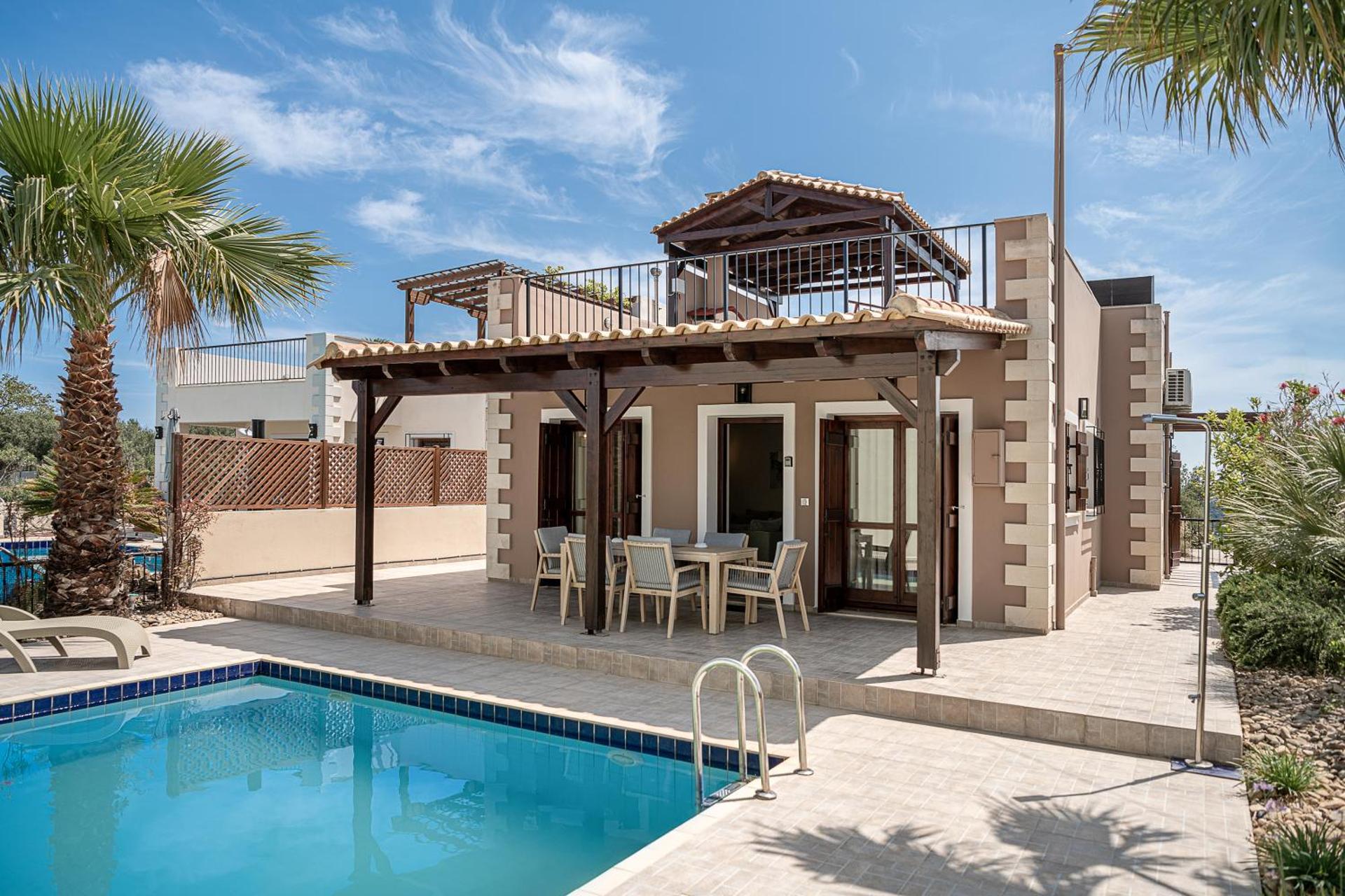 Two-Bedroom Villa - Photo 3