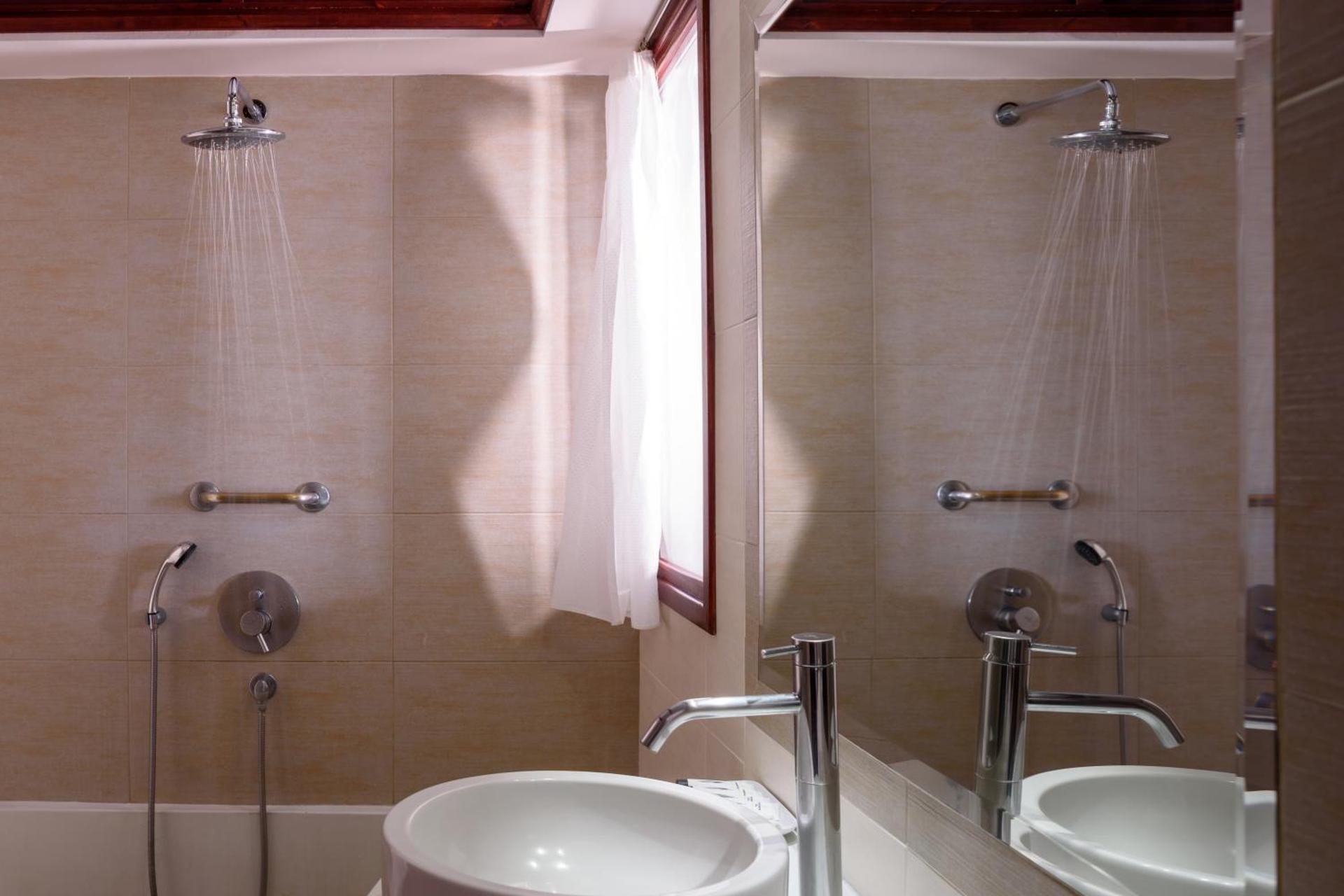 Veggera Beach Hotel - Photo 112