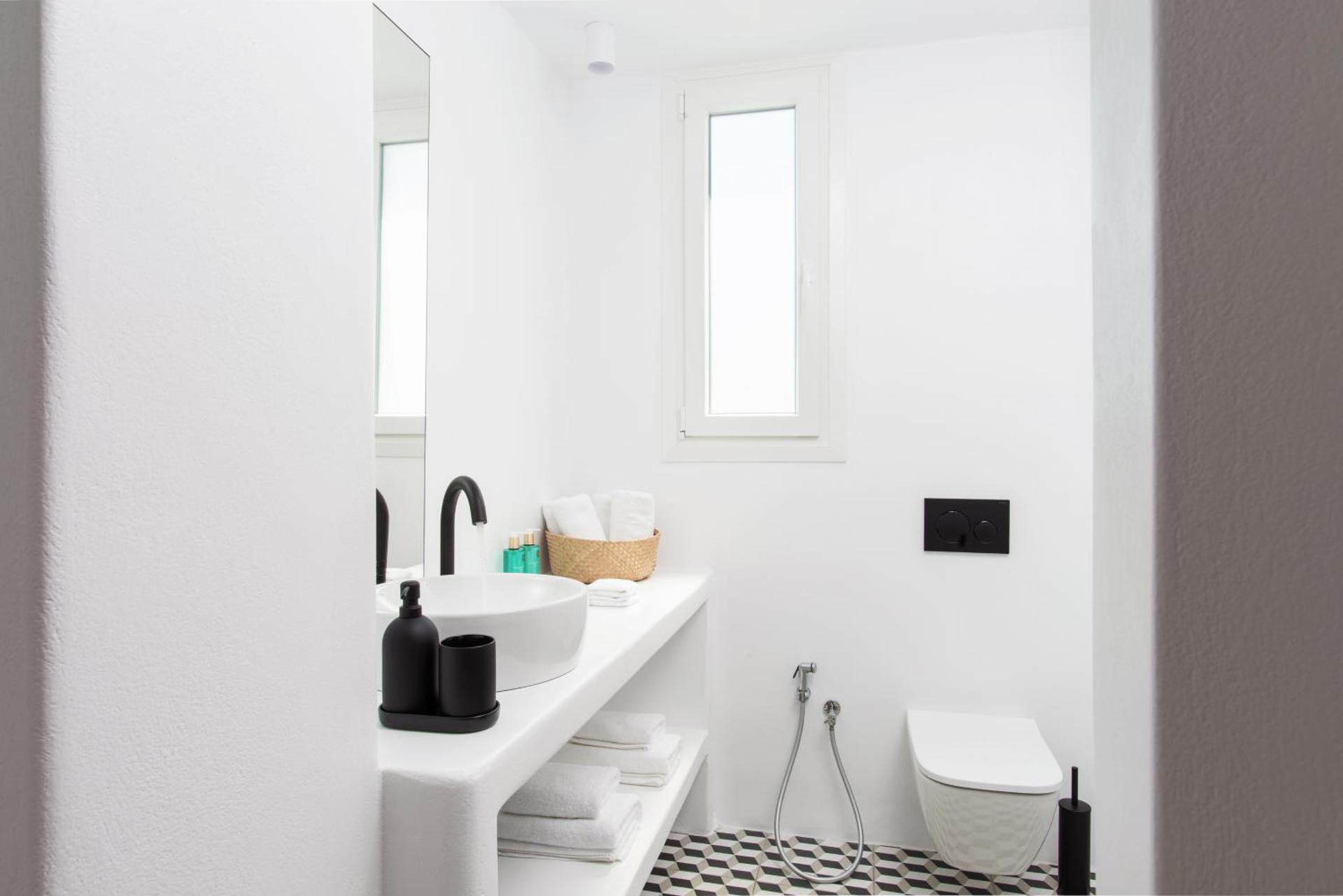 Haroto Suites - Photo 33