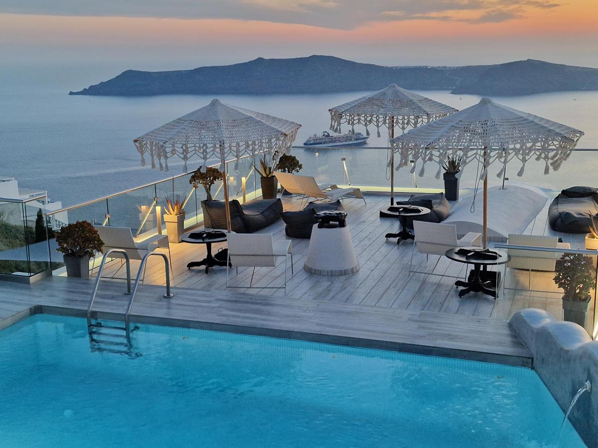 Galaxy Suites & Villas - Photo 126