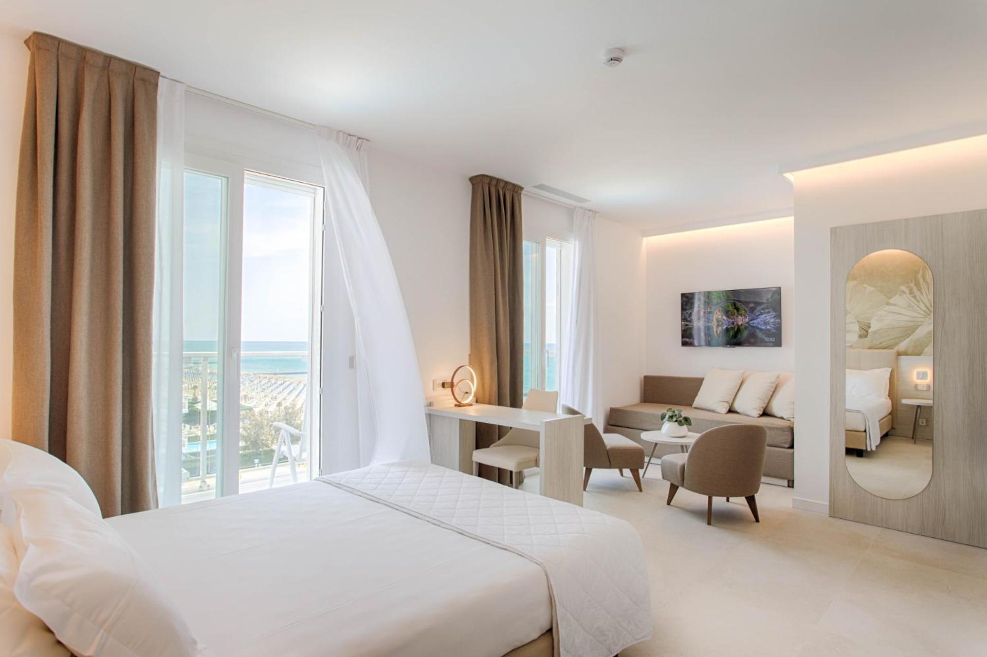 Hotel Mirafiori - Photo 57