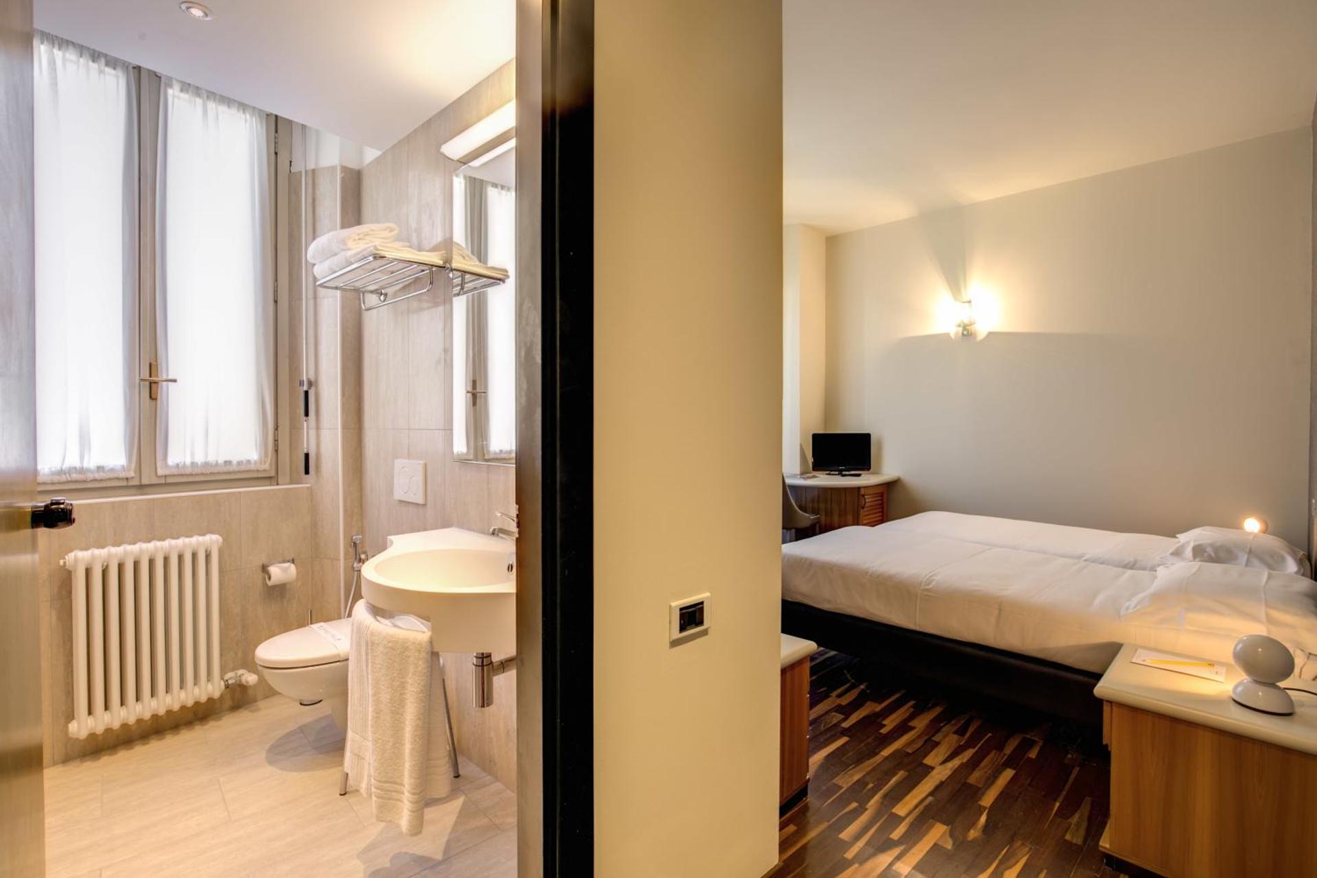 Albergo Firenze - Photo 39