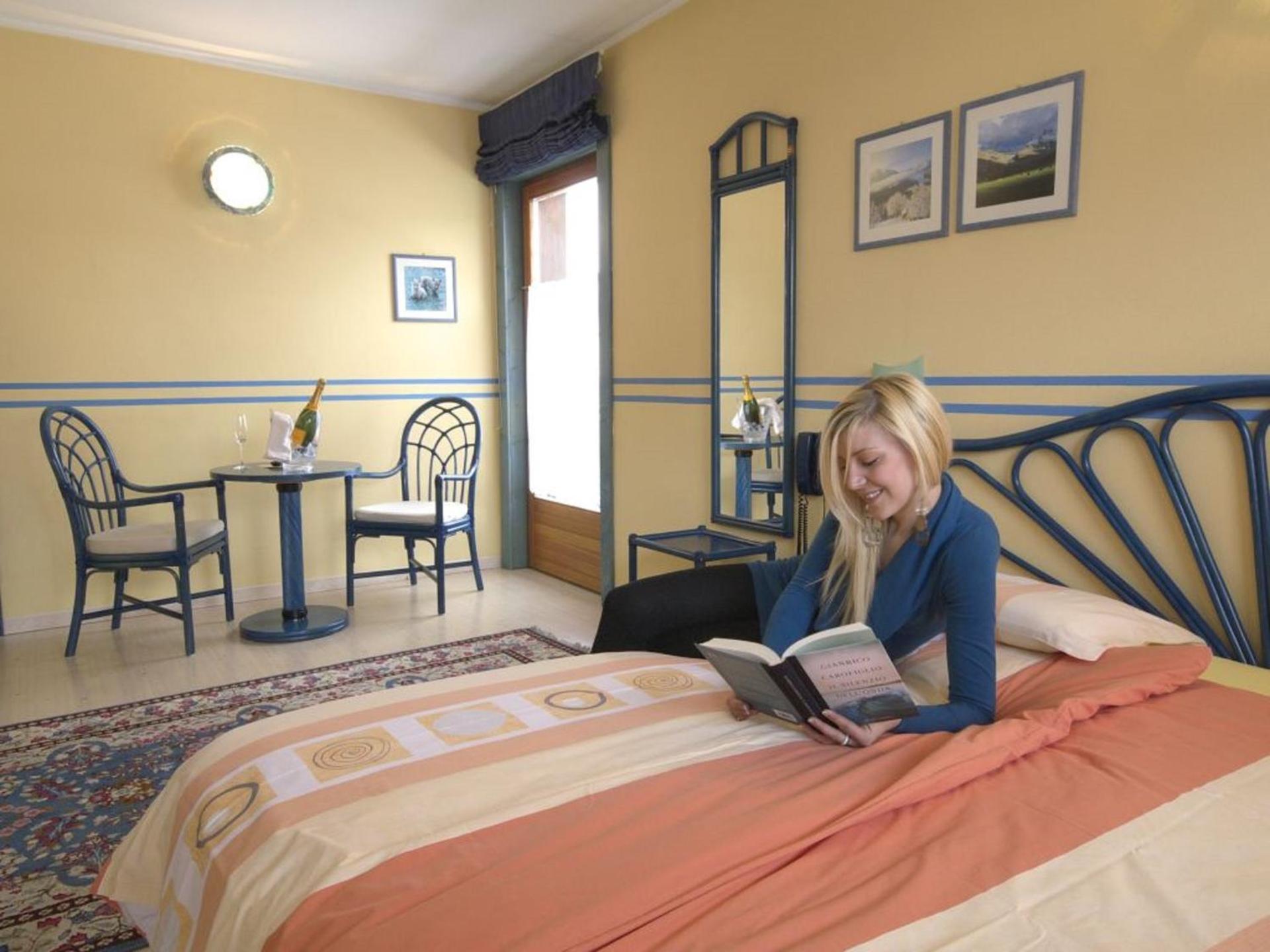 Hotel Astra - Photo 44