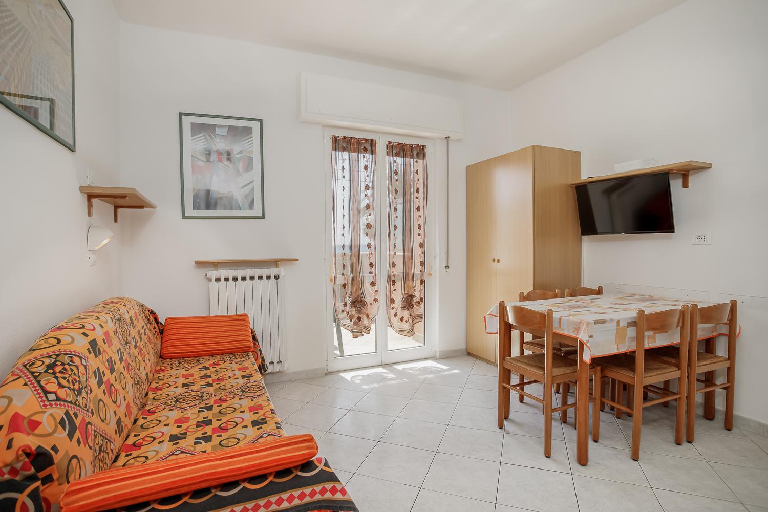 One-Bedroom Apartment with Sea View