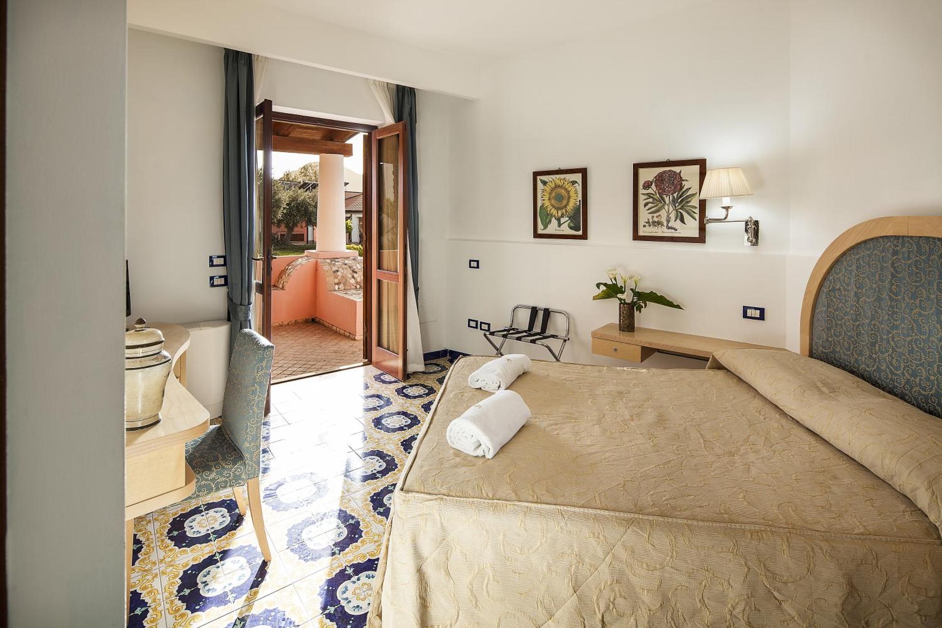 Hotel Eros - Photo 76