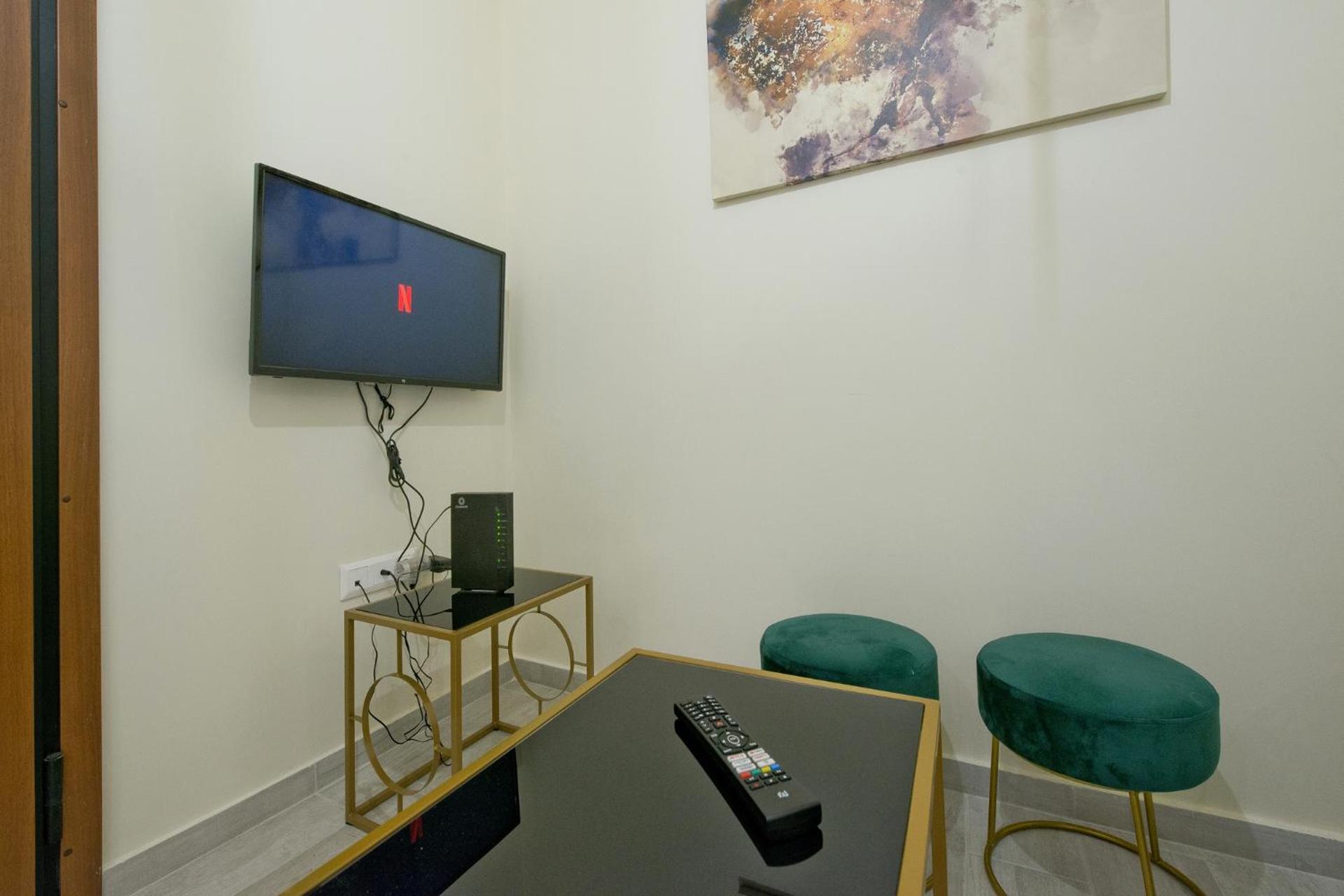 Koukaki Gem Cozy 1BR Renovated Apt near Center - Photo 15