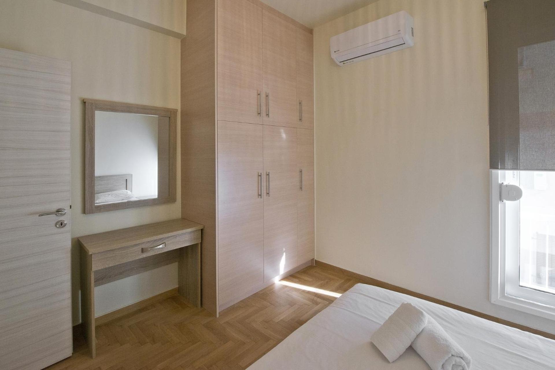 Koukaki Gem Cozy 1BR Renovated Apt near Center - Photo 11