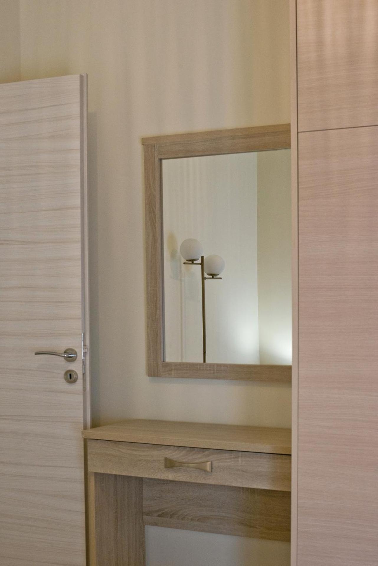 Koukaki Gem Cozy 1BR Renovated Apt near Center - Photo 10