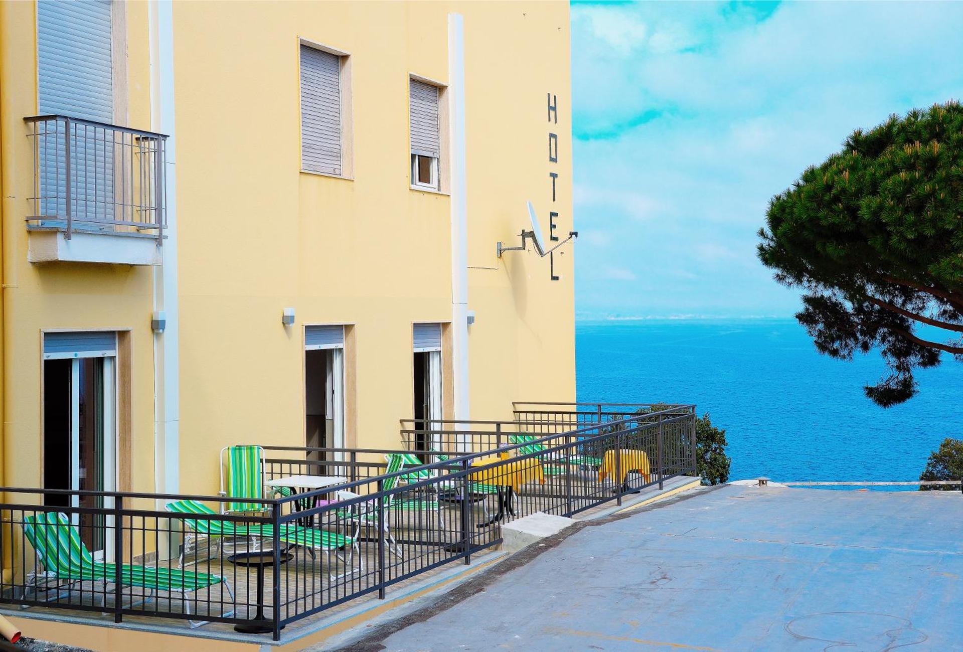 Hotel Puntabella - Photo 79