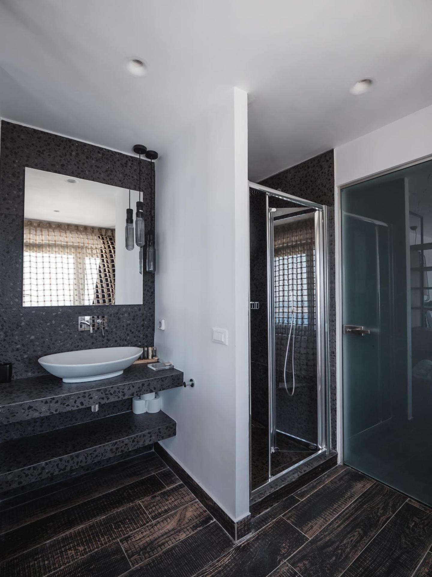 Galaxy Suites & Villas - Photo 94