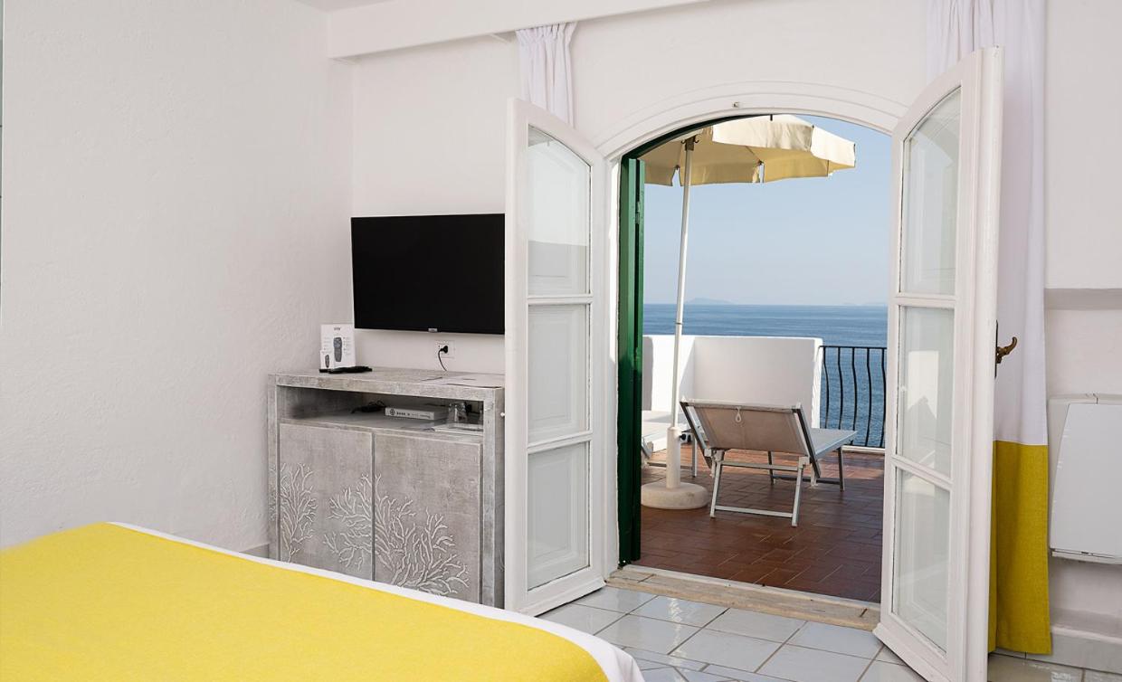 Hotel Punta Rossa - Photo 40