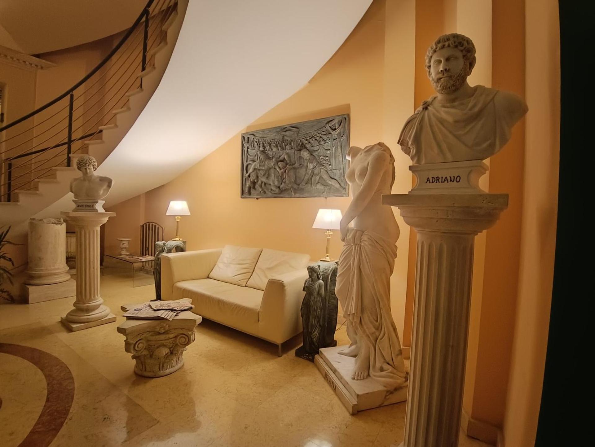 Seccy Hotel Boutique Art & Museum - Photo 24