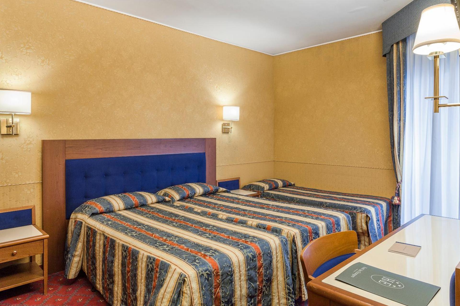 Hotel Des Etrangers - Photo 86